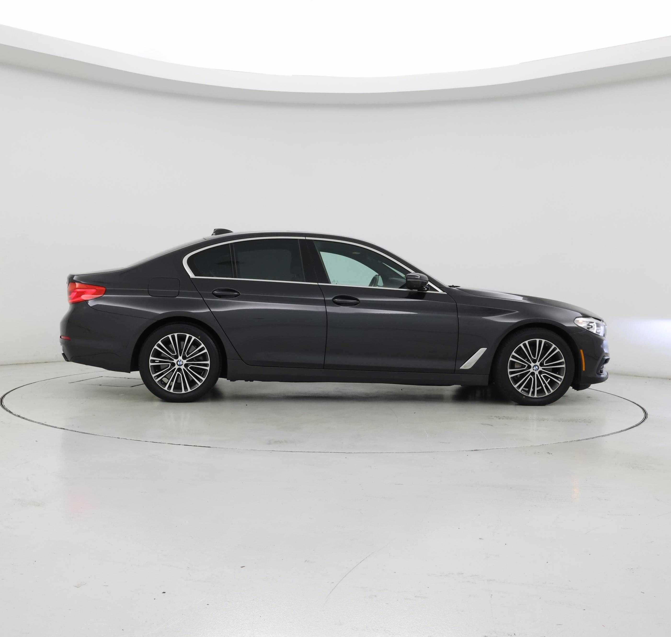 Thumbnail: 2019 BMW 5 Series - 7