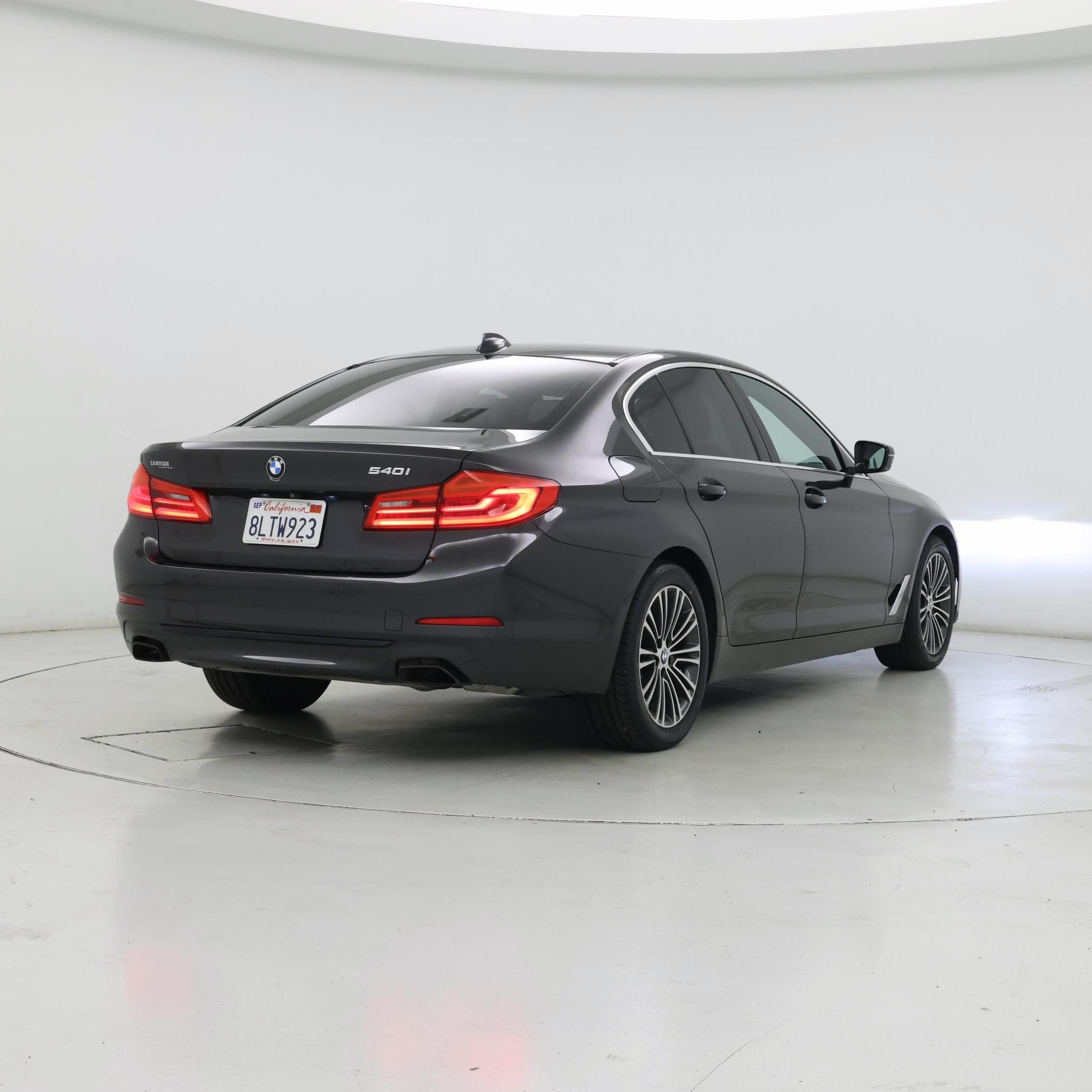 Thumbnail: 2019 BMW 5 Series - 8