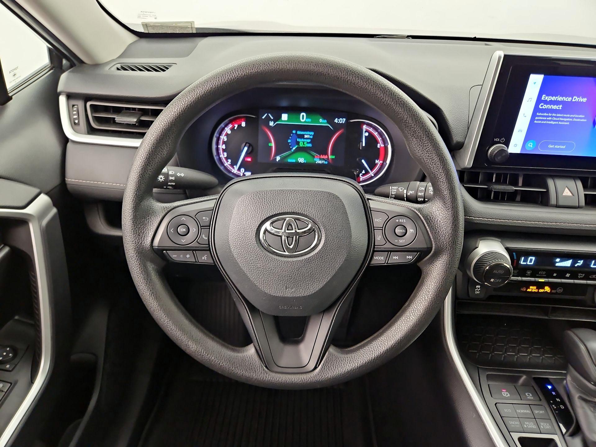 Thumbnail: 2024 Toyota RAV4 - 10