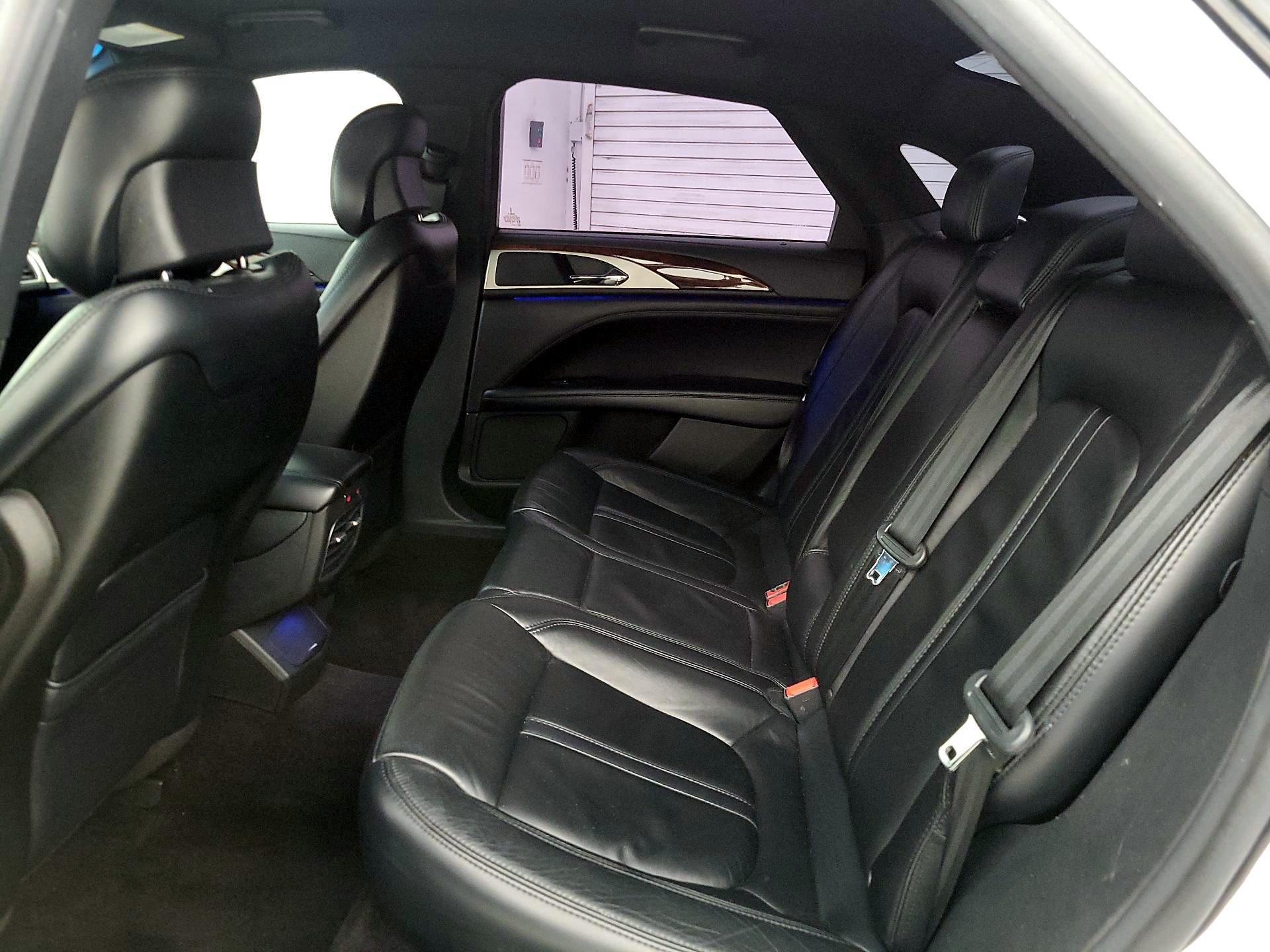 Thumbnail: 2017 Lincoln MKZ - 19