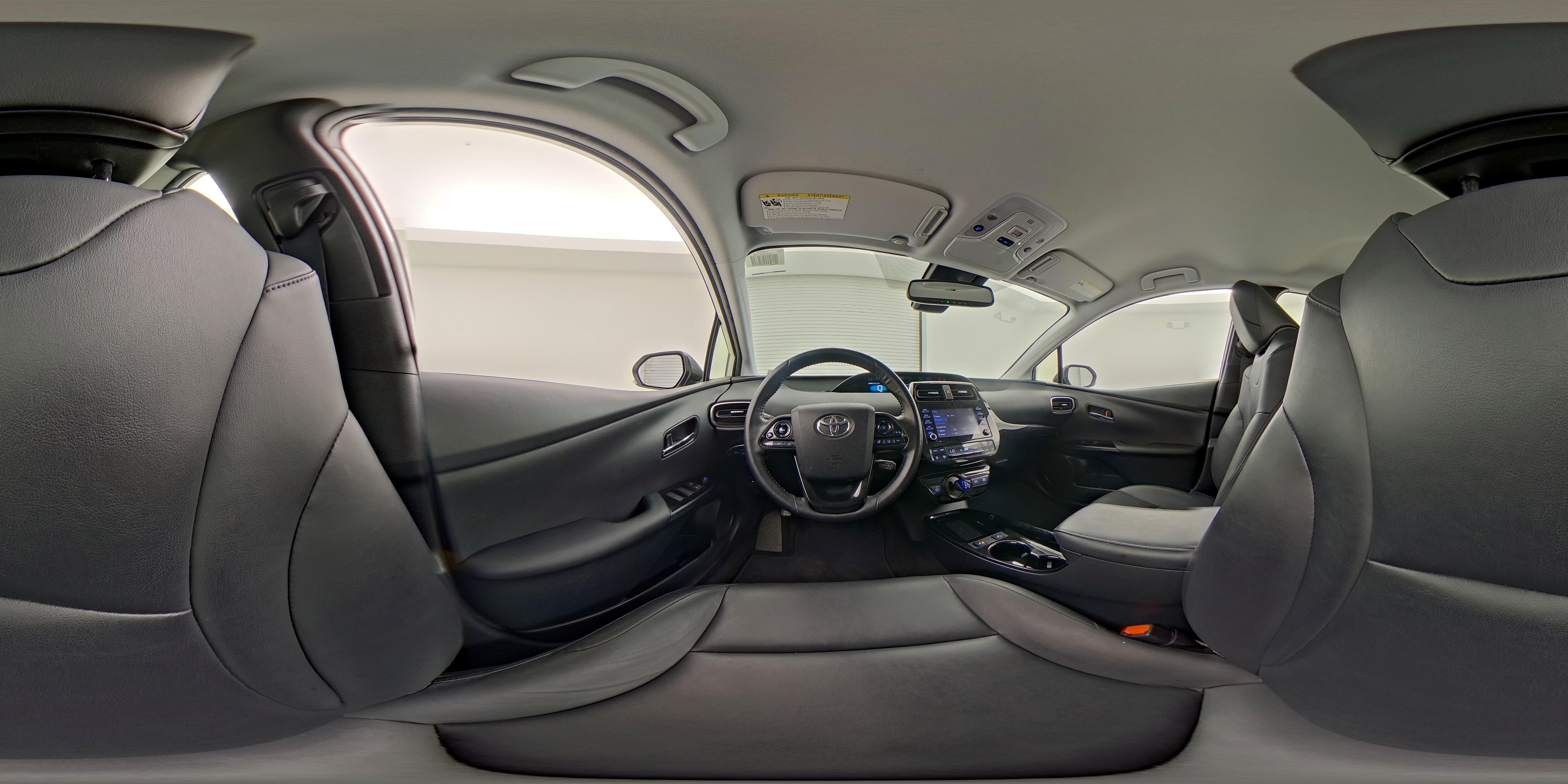 2021 Toyota Prius XLE - Photo 25