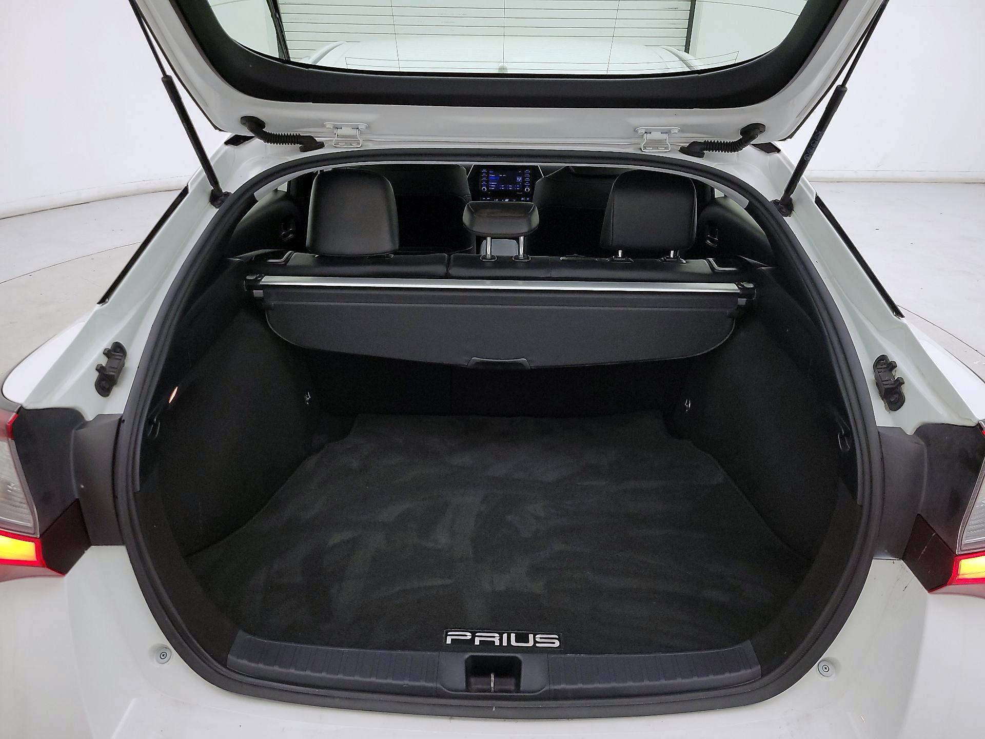 Thumbnail: 2021 Toyota Prius - 19