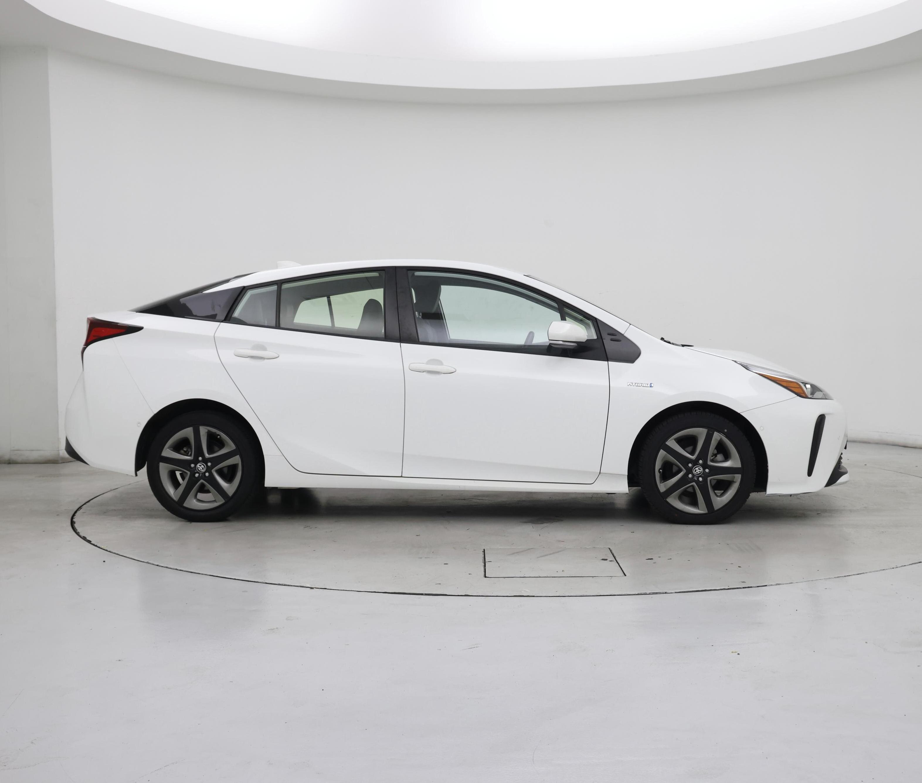 Thumbnail: 2021 Toyota Prius - 7
