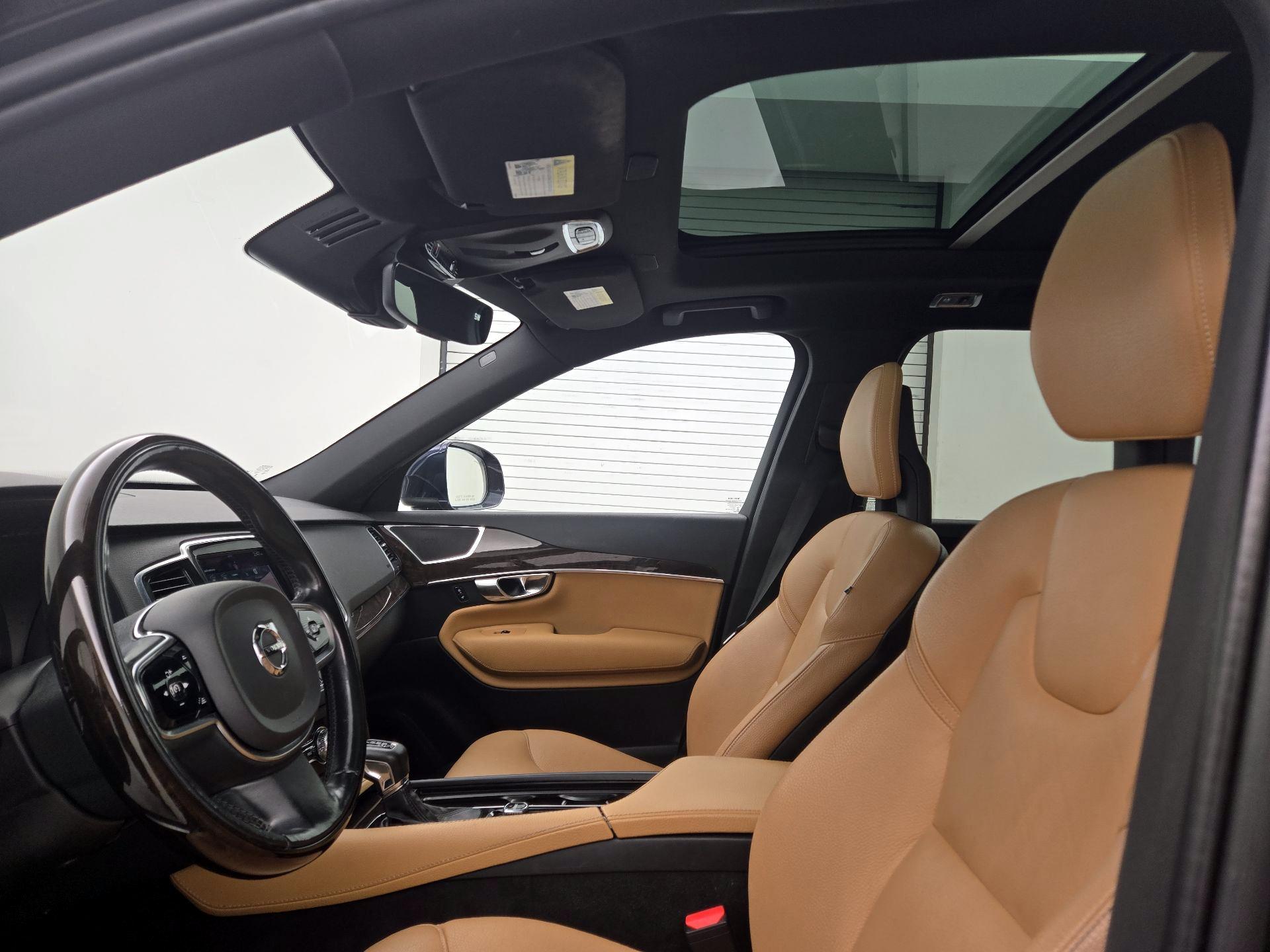 Thumbnail: 2016 Volvo XC90 - 18
