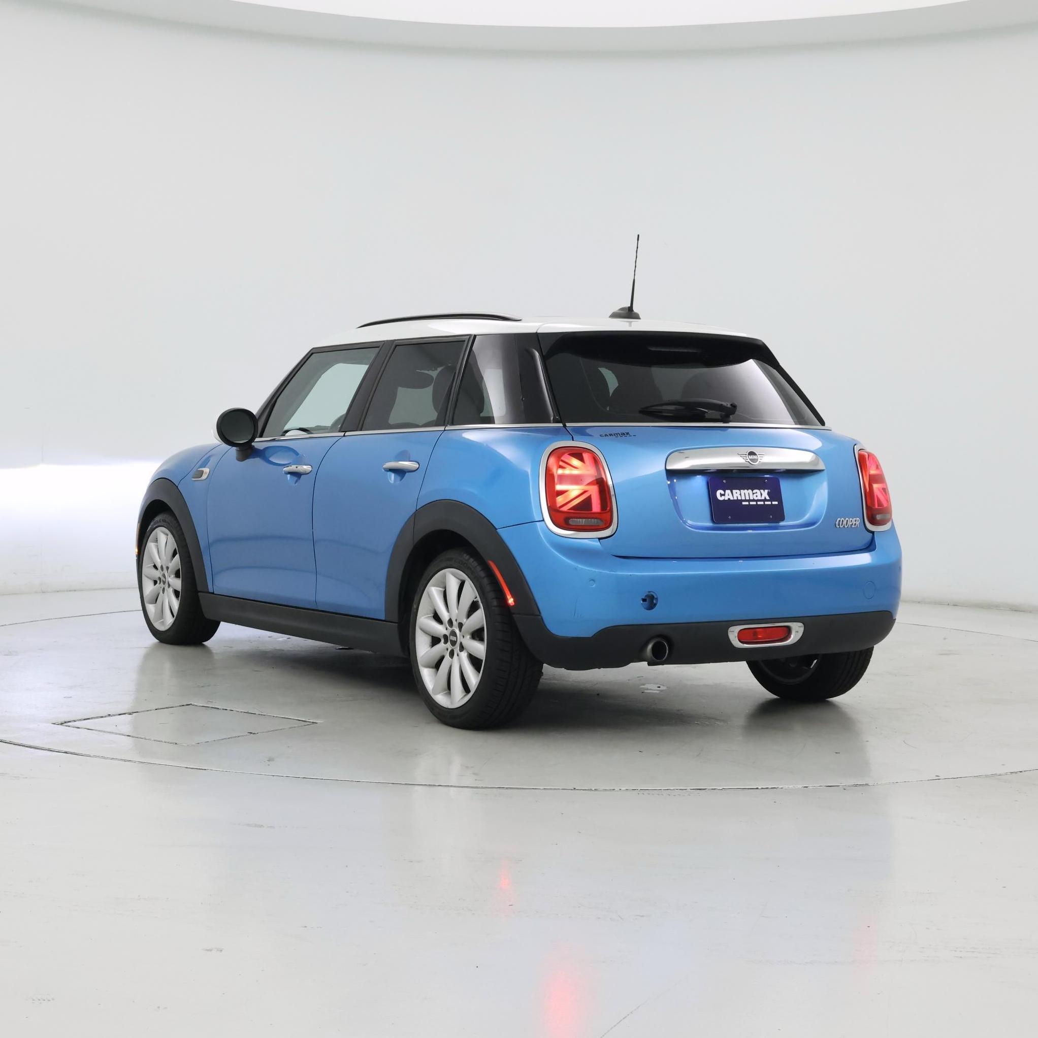 Thumbnail: 2019 MINI Cooper Hardtop - 2