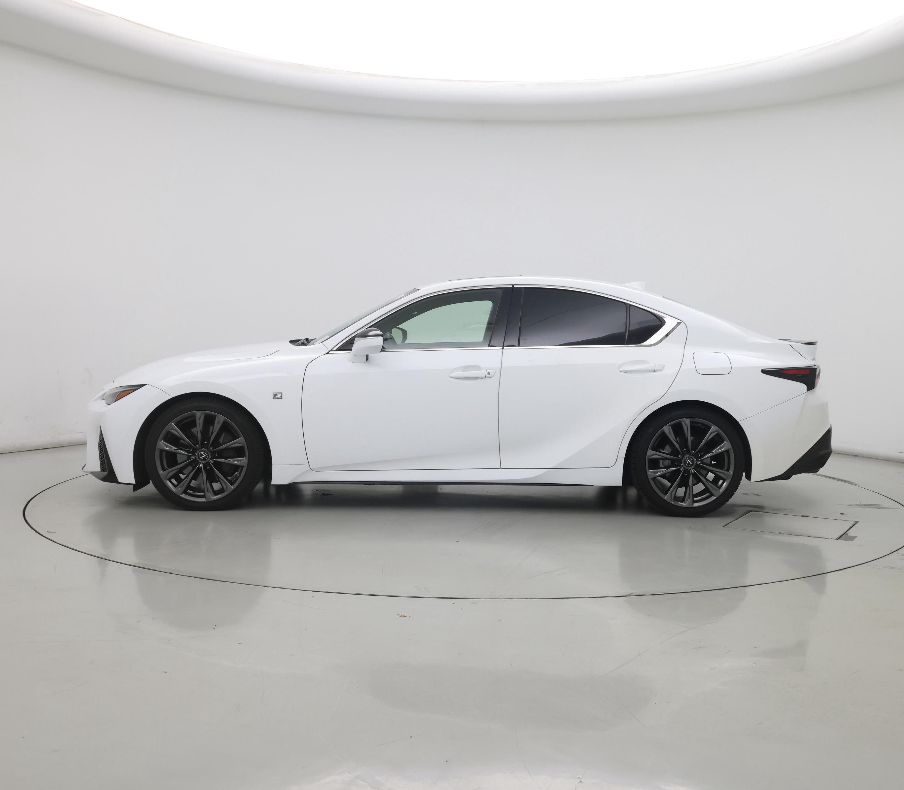 Thumbnail: 2022 Lexus IS - 3