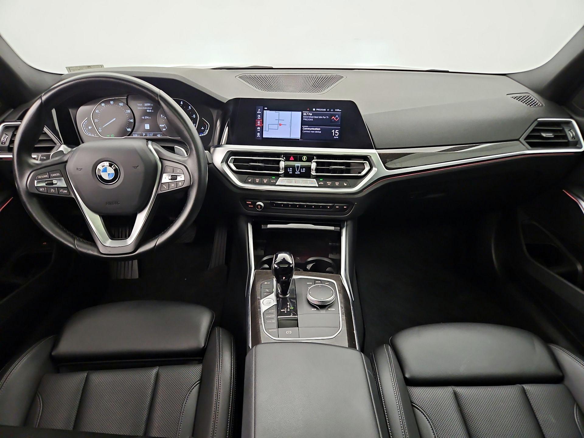 Thumbnail: 2022 BMW 3 Series - 9