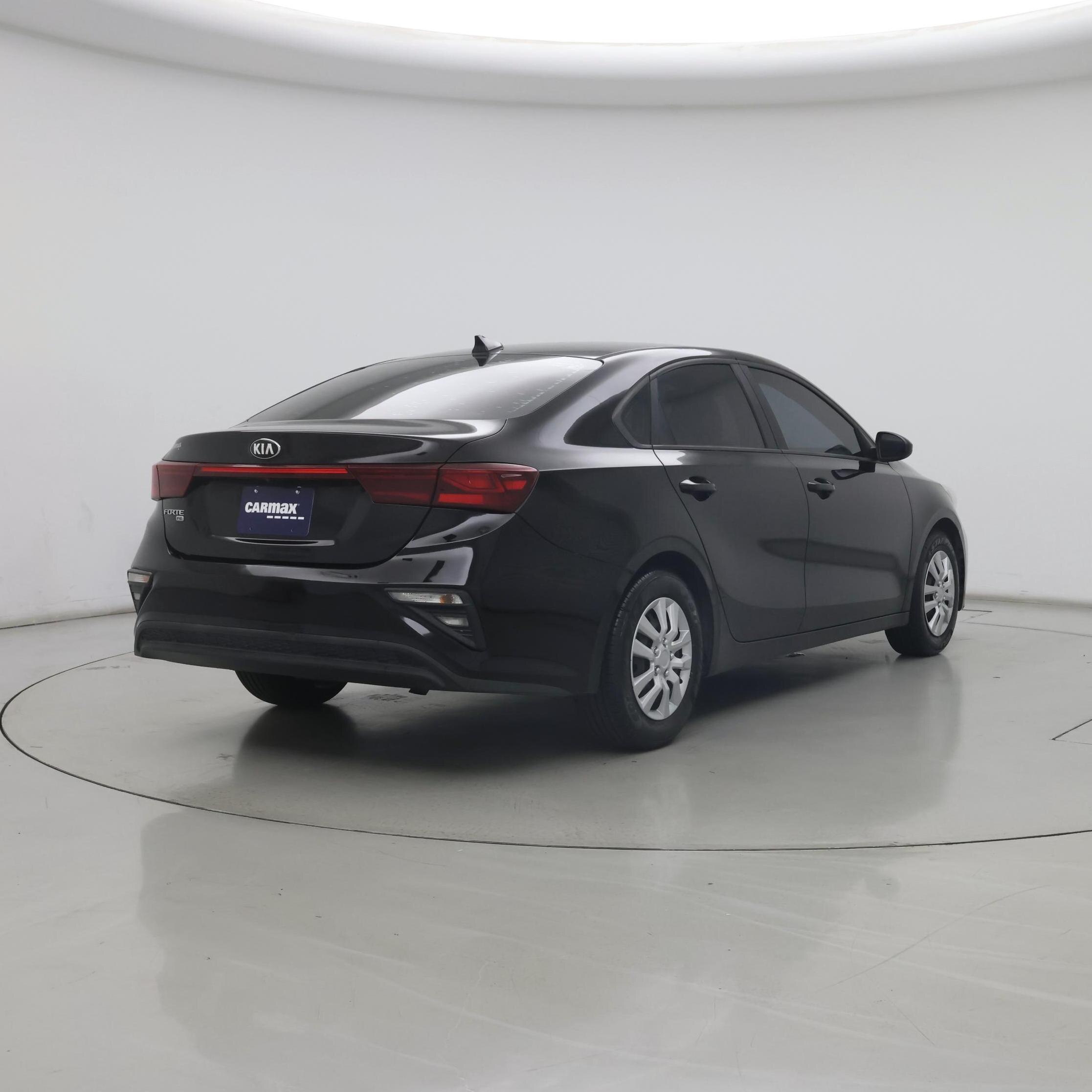 Thumbnail: 2019 Kia Forte - 8