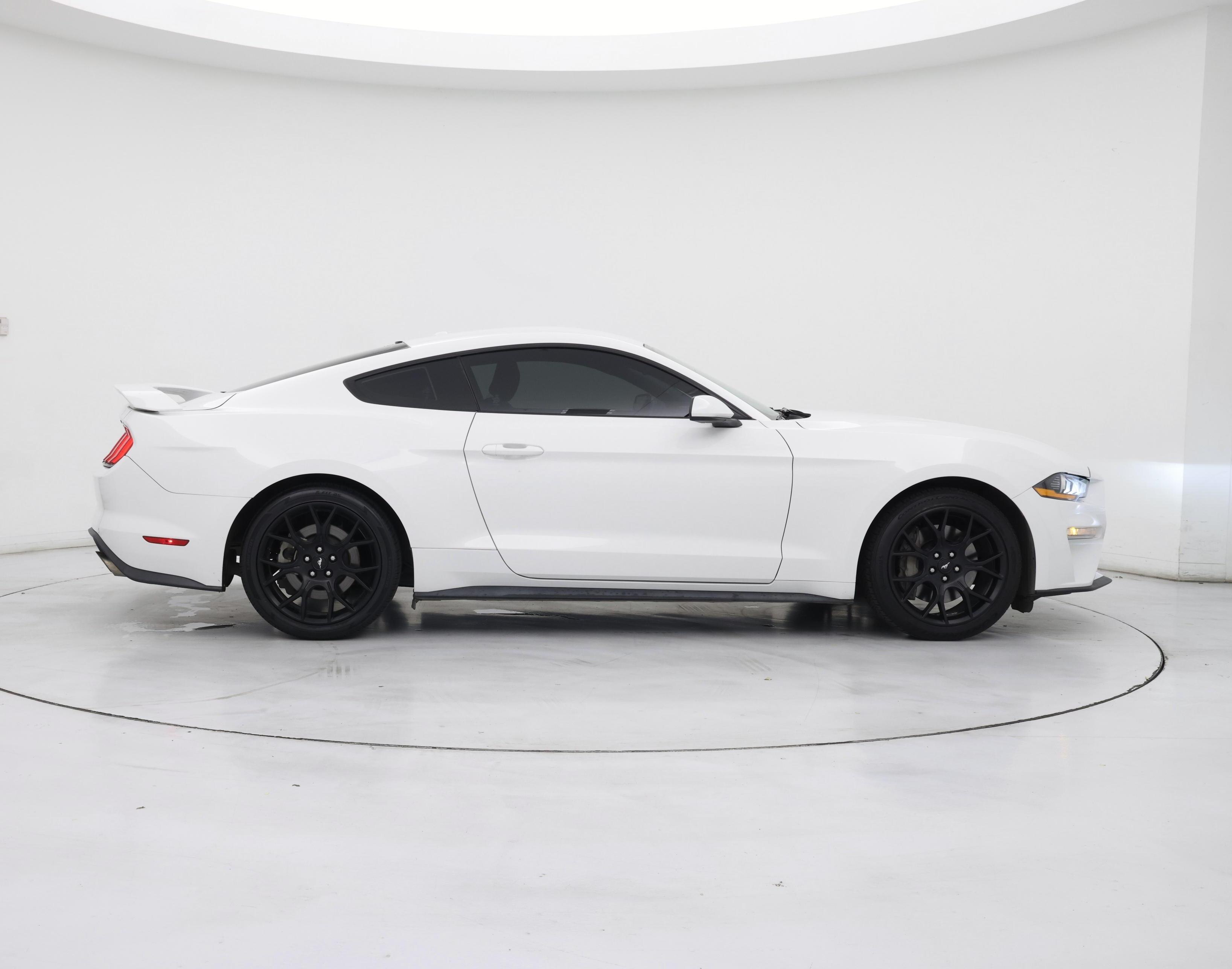 Thumbnail: 2019 Ford Mustang - 7