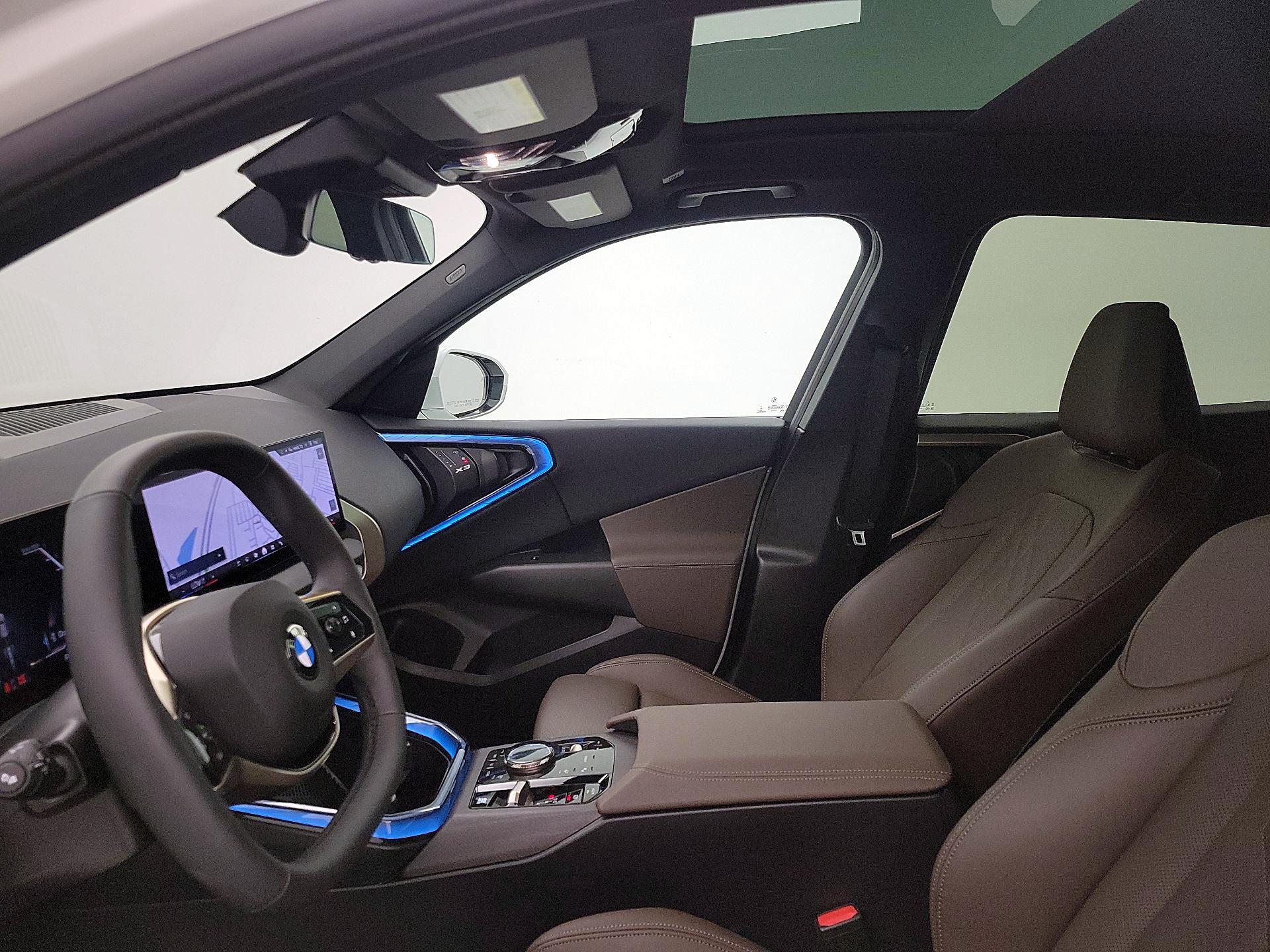 Thumbnail: 2025 BMW X3 - 19