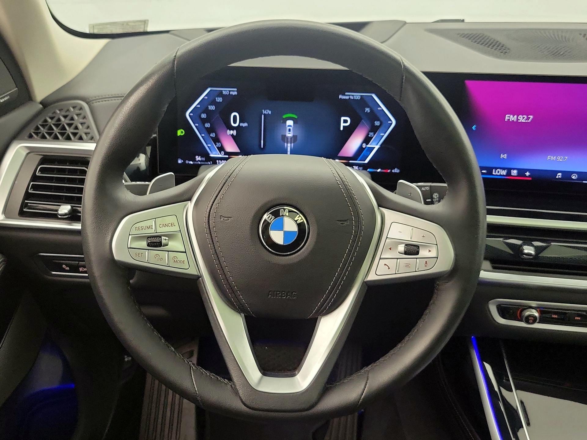 Thumbnail: 2024 BMW X7 - 10