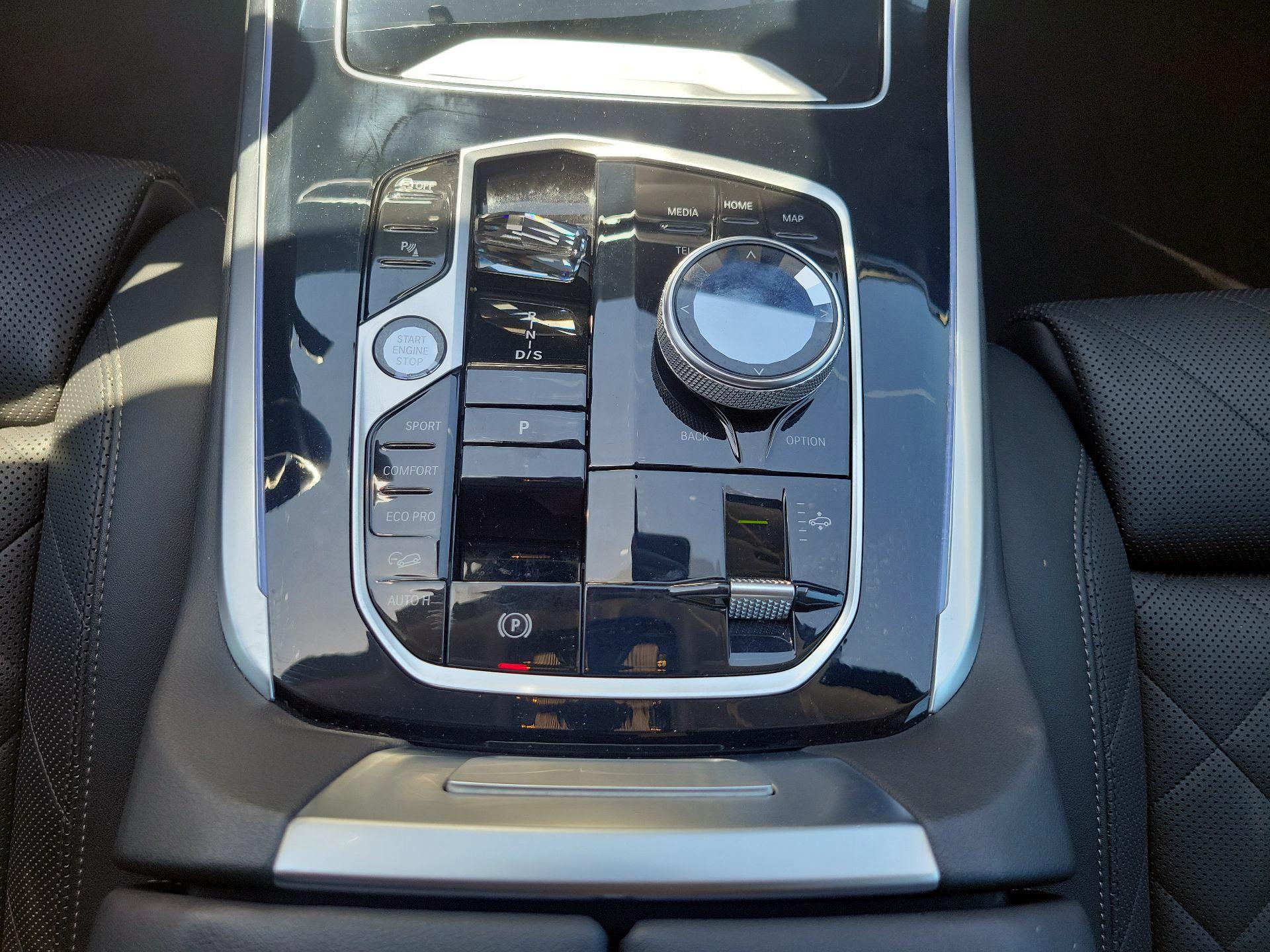 Thumbnail: 2024 BMW X7 - 18