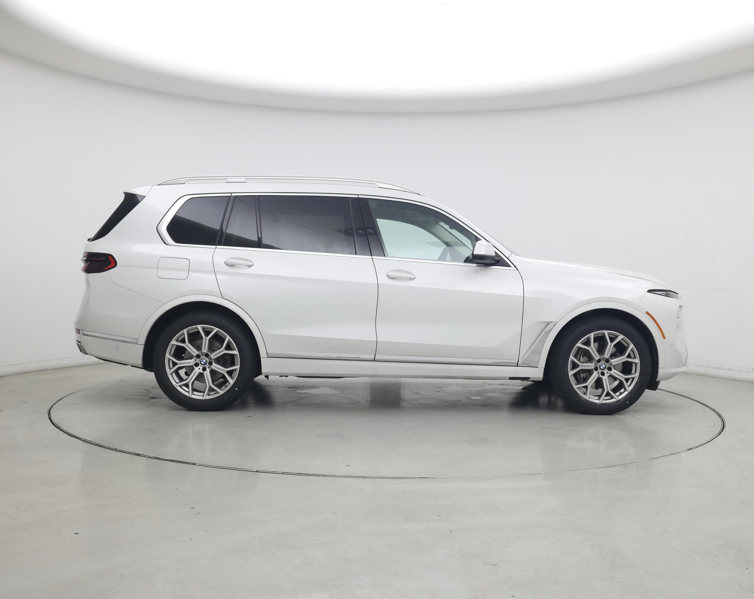 Thumbnail: 2024 BMW X7 - 7