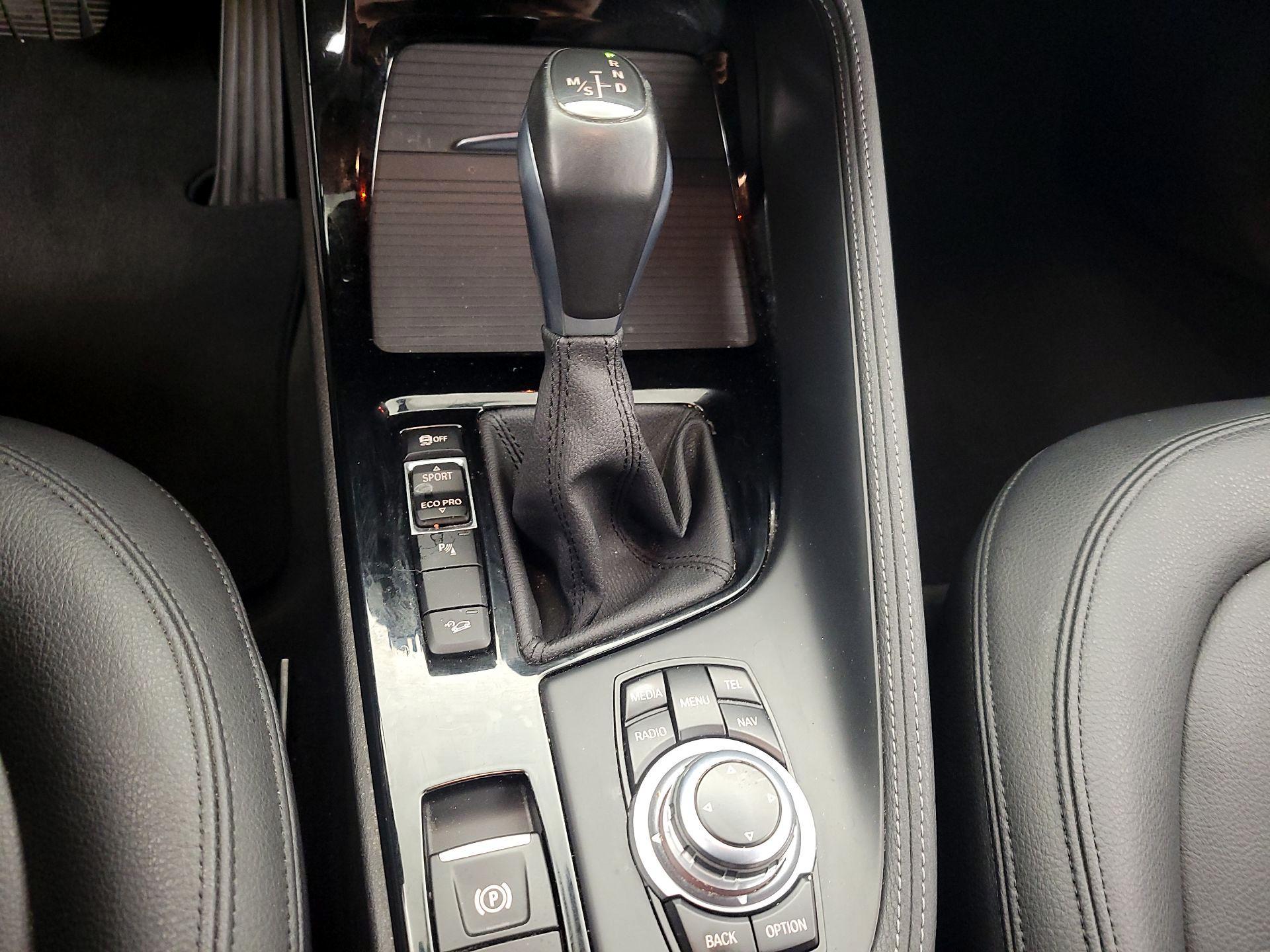 Thumbnail: 2016 BMW X1 - 17