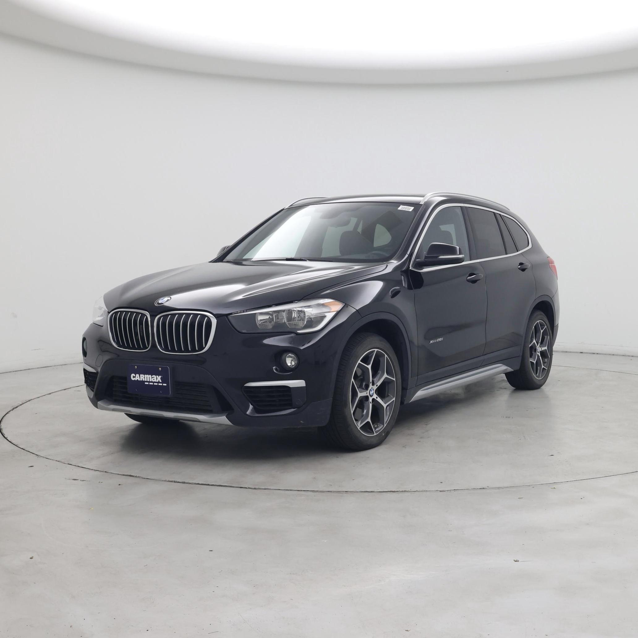 Thumbnail: 2016 BMW X1 - 4