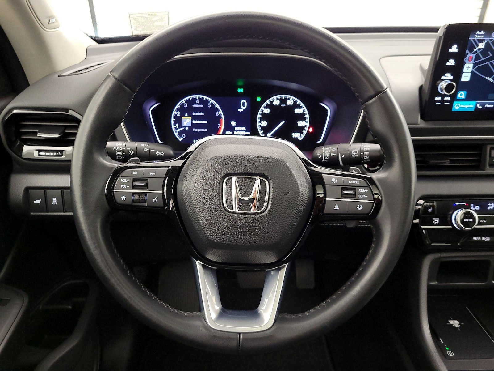 2024 Honda Pilot Touring - Photo 11