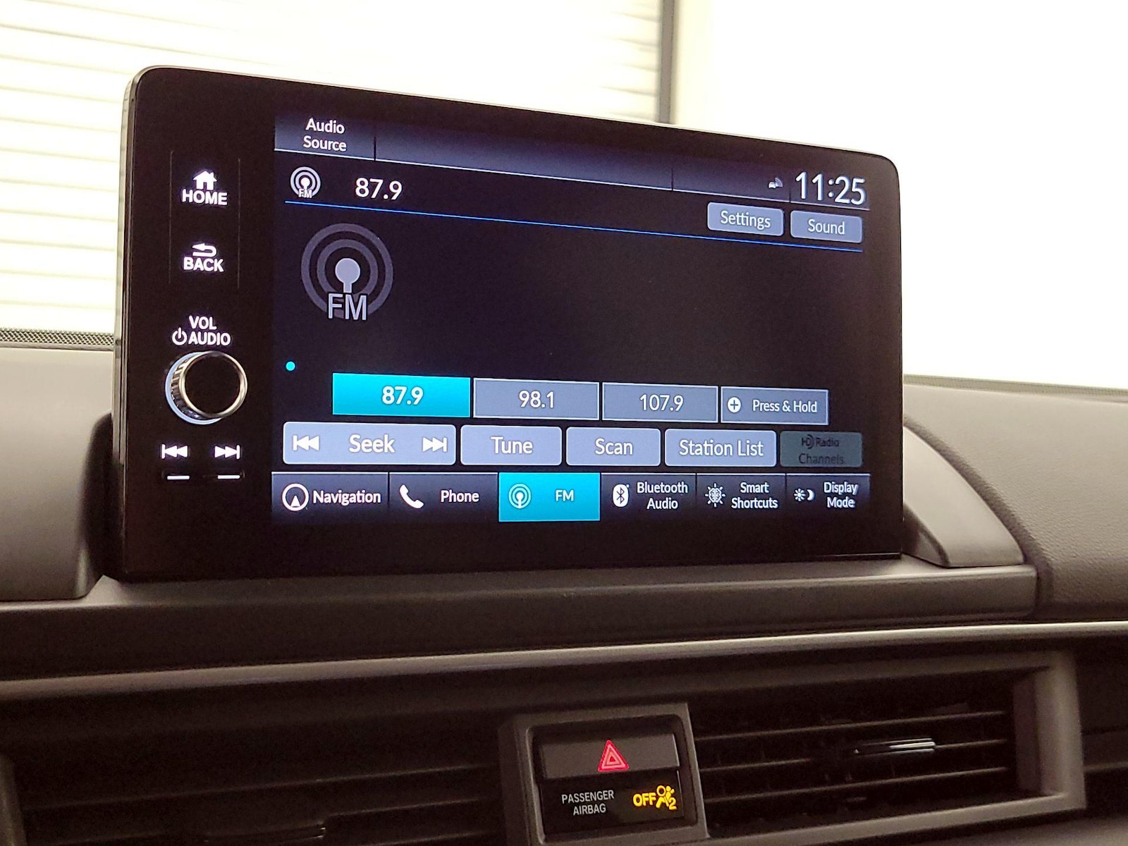 2024 Honda Pilot Touring - Photo 17