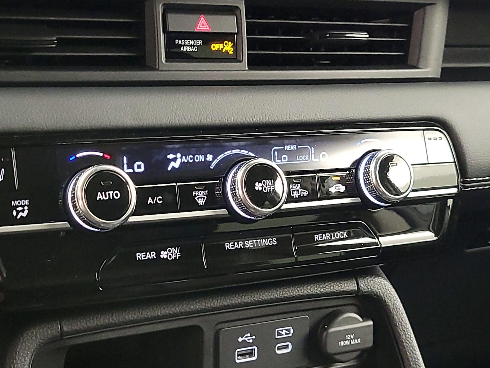 2024 Honda Pilot Touring - Photo 18