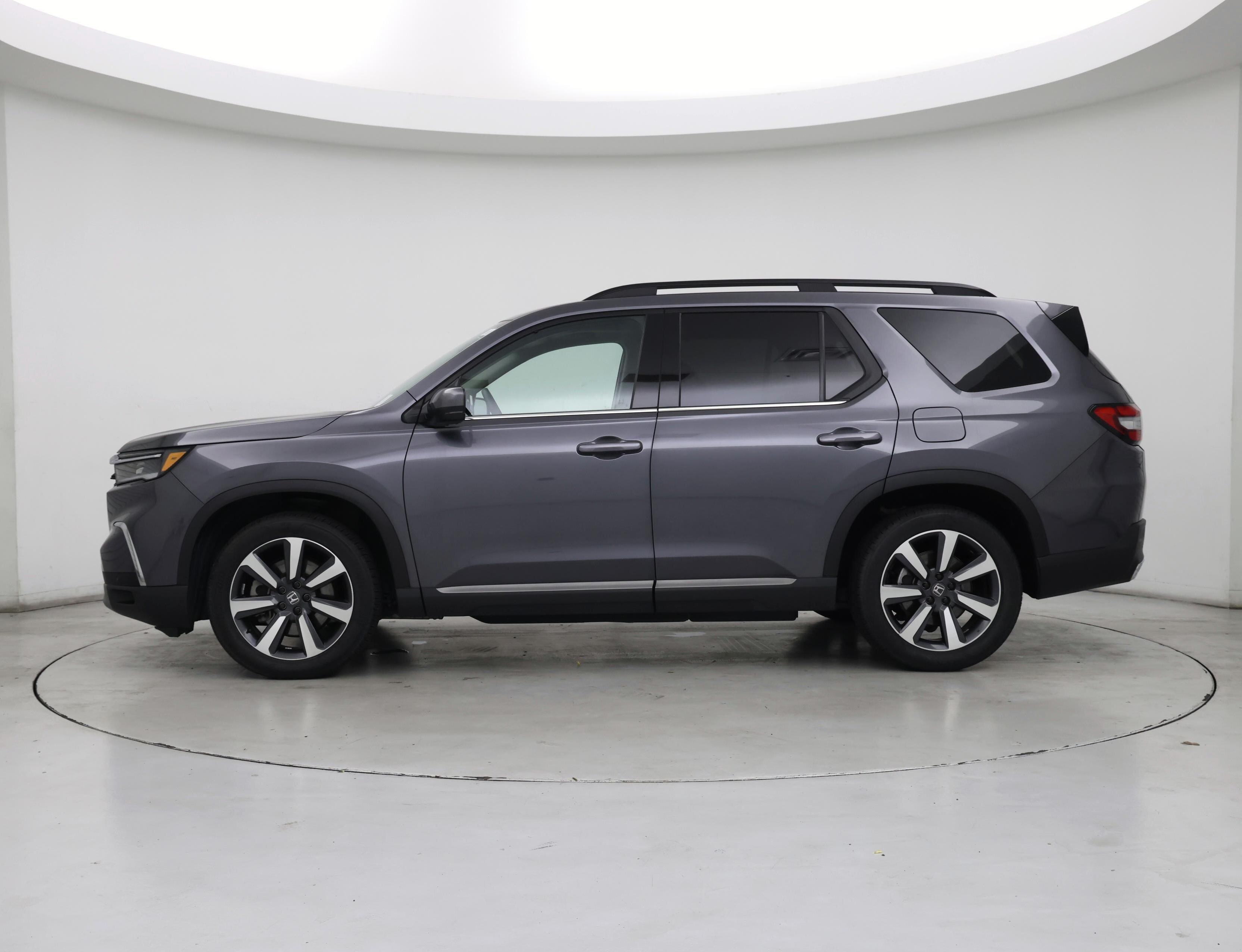 Thumbnail: 2024 Honda Pilot - 3