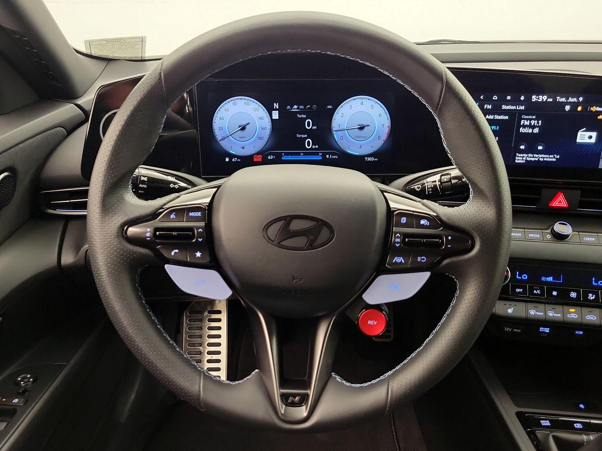 Thumbnail: 2025 Hyundai Elantra - 10