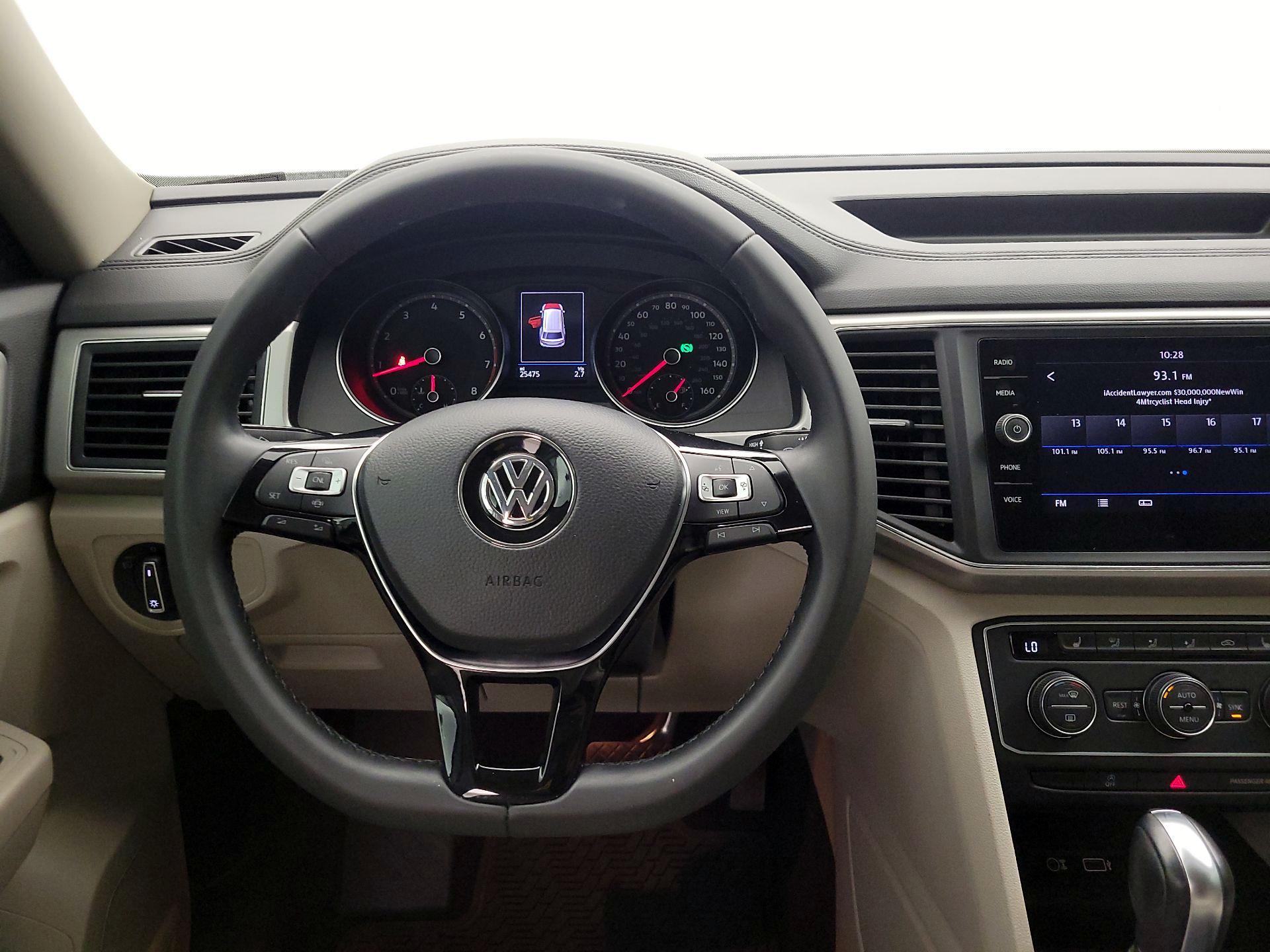 Thumbnail: 2019 Volkswagen Atlas - 10