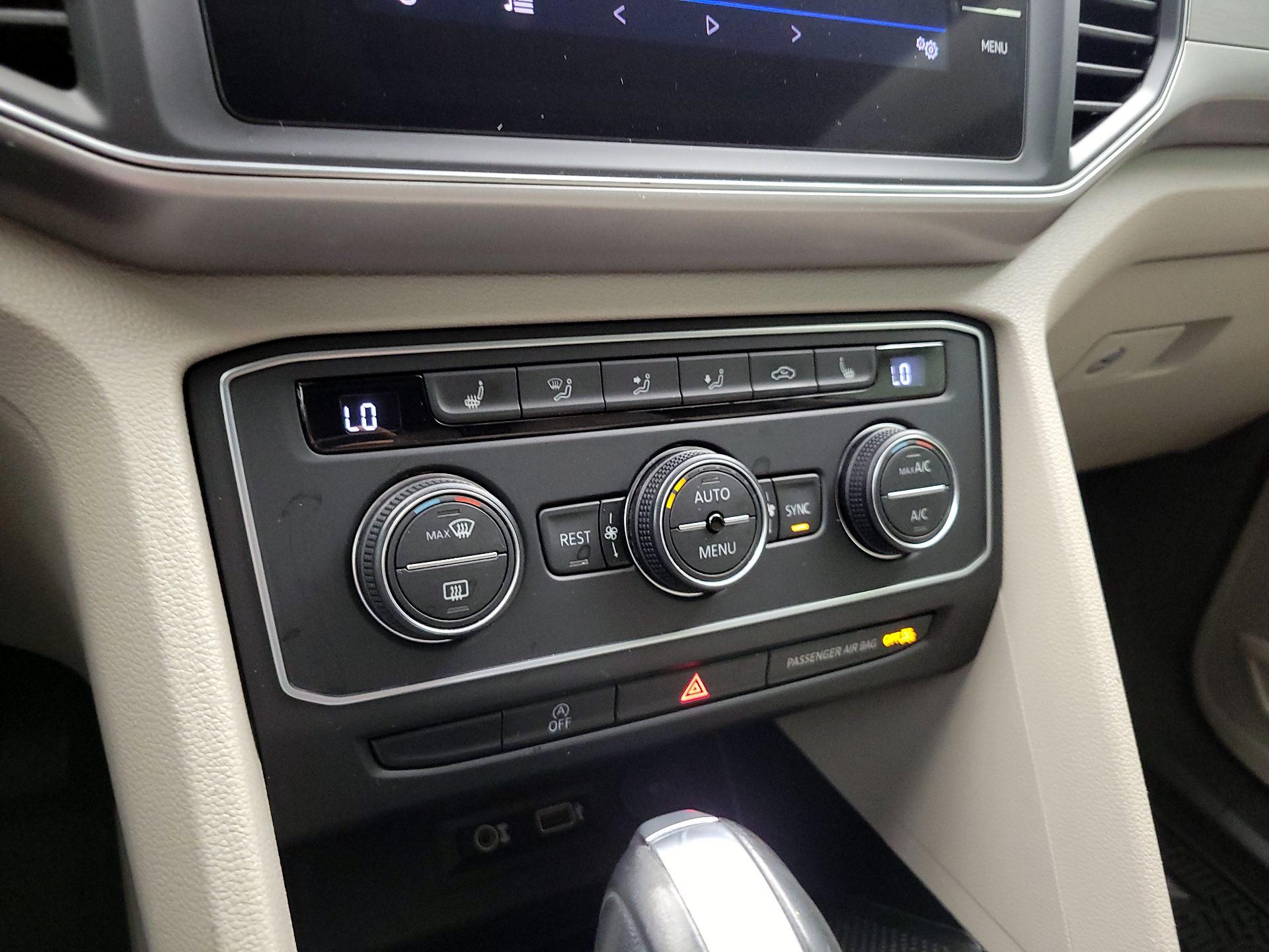 Thumbnail: 2019 Volkswagen Atlas - 16