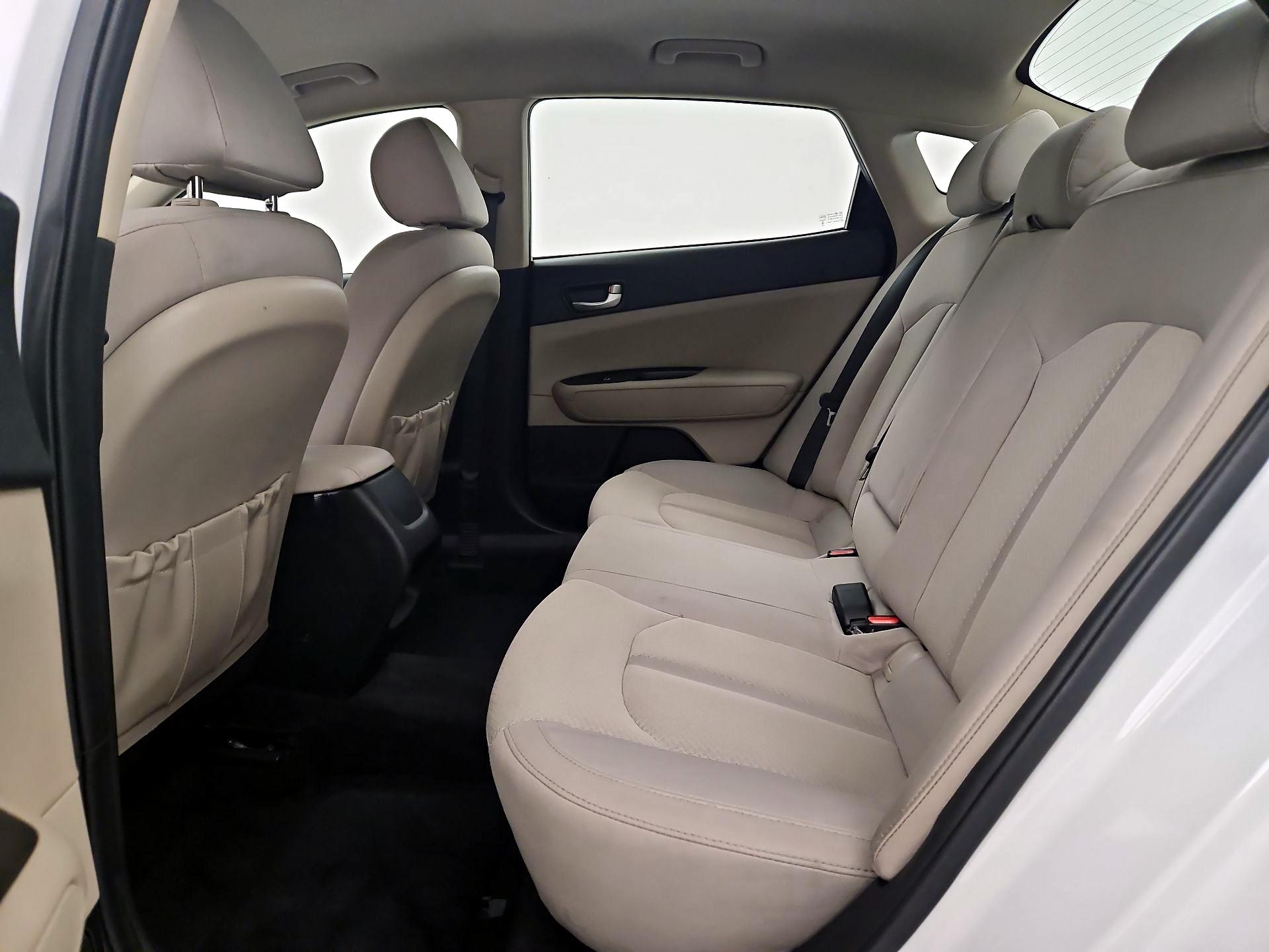 Thumbnail: 2018 Kia Optima - 19