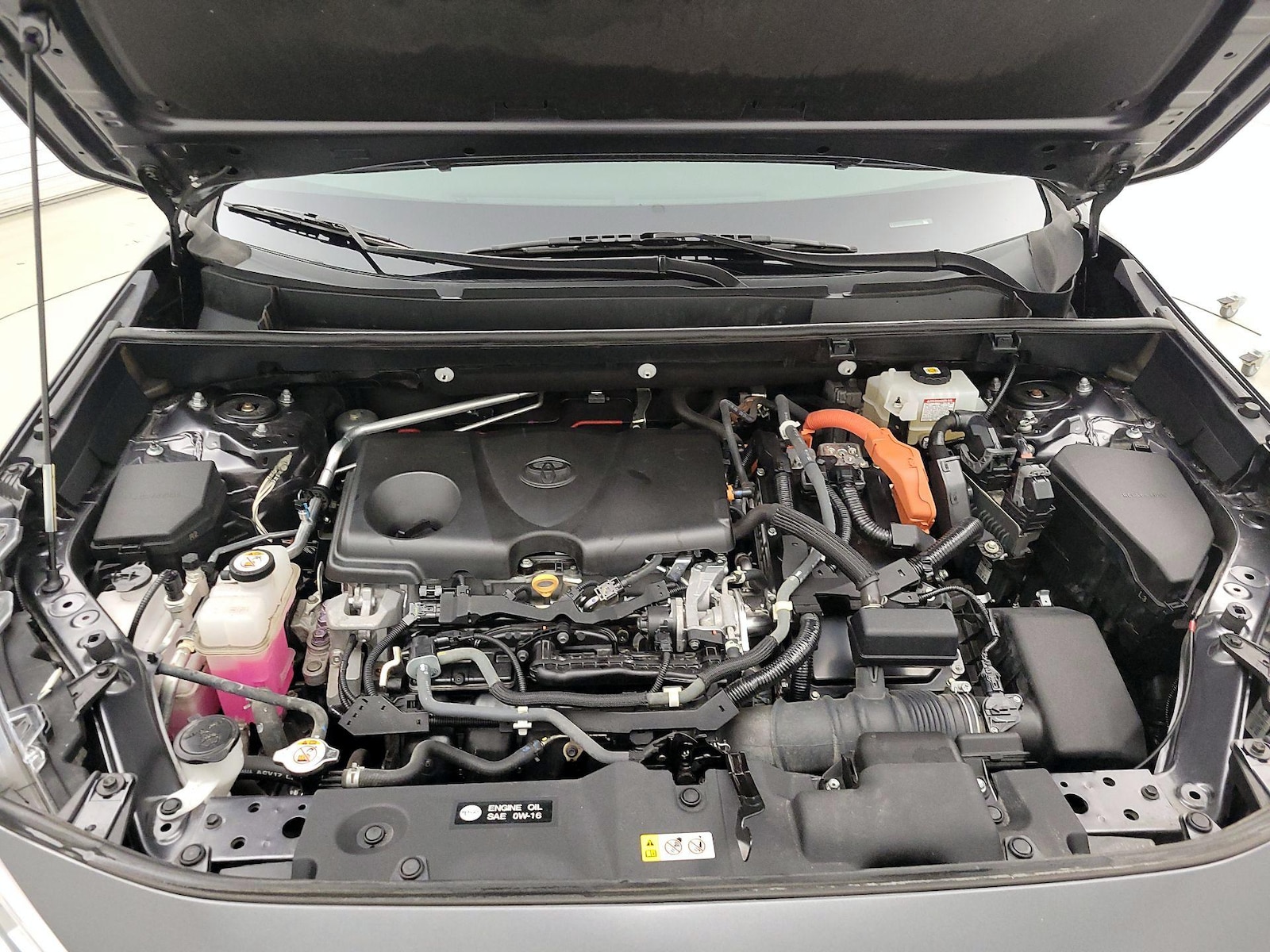 2021 Toyota RAV4 XLE - Photo 23