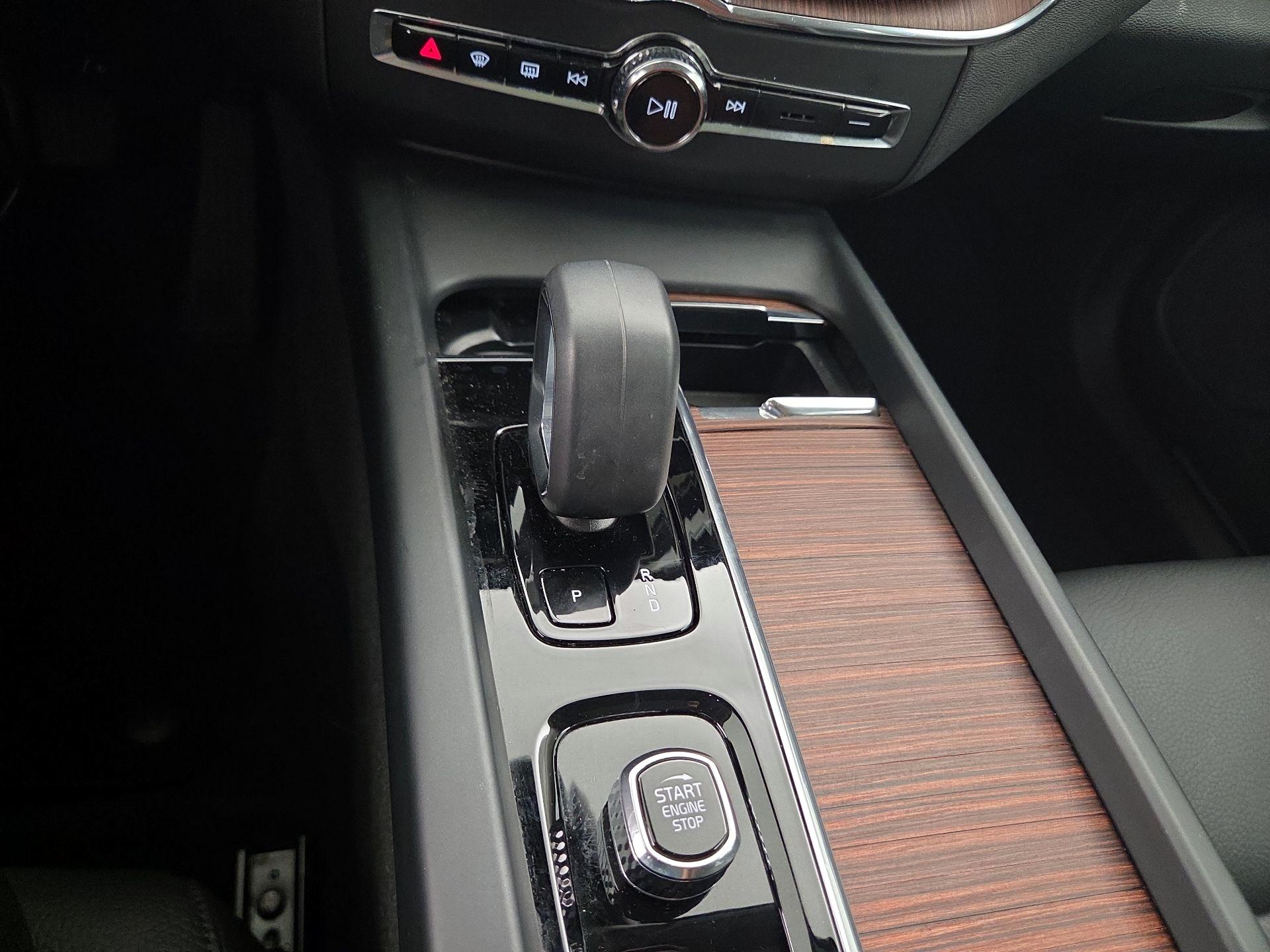 Thumbnail: 2024 Volvo XC60 - 18