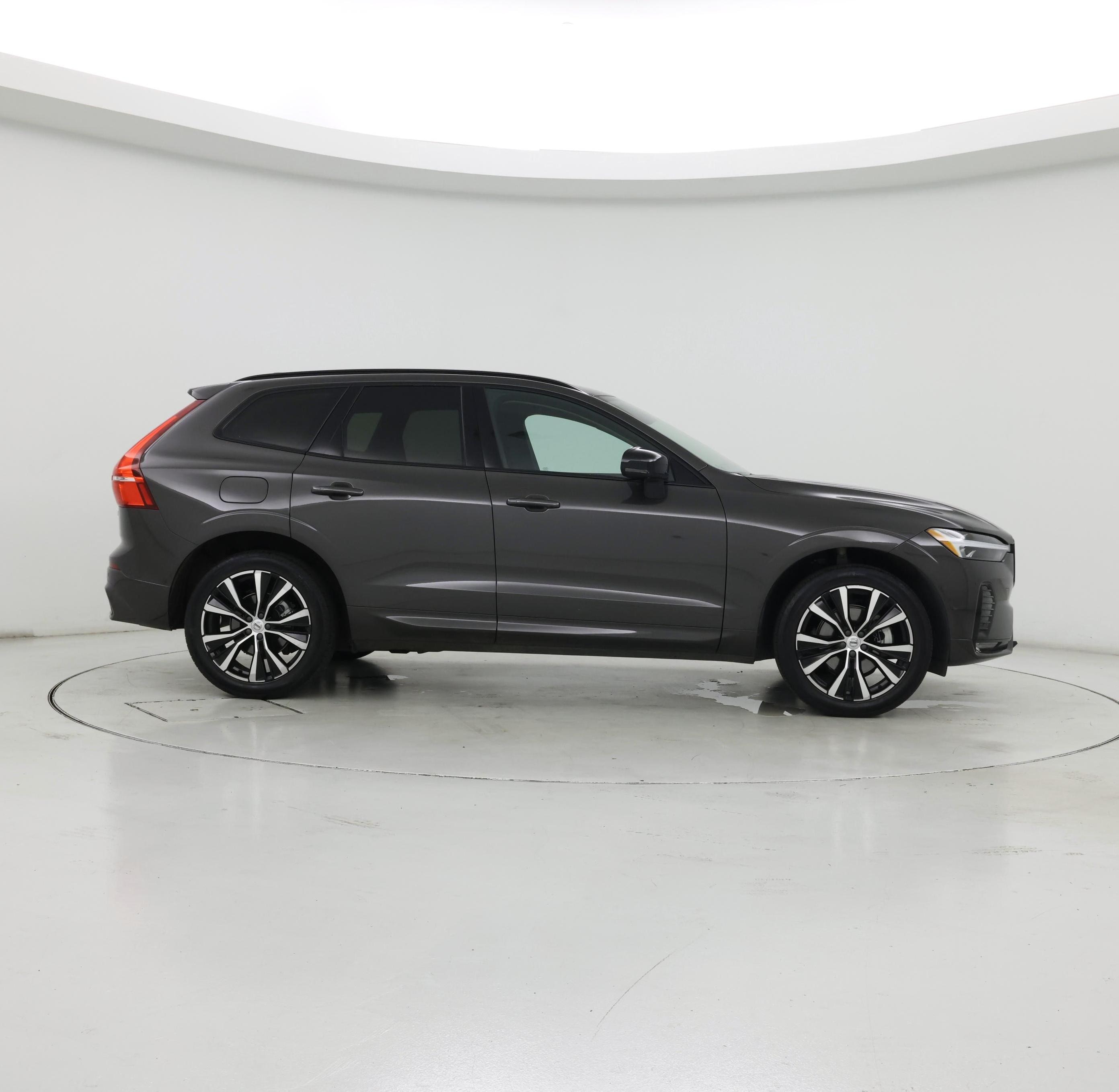 Thumbnail: 2024 Volvo XC60 - 7