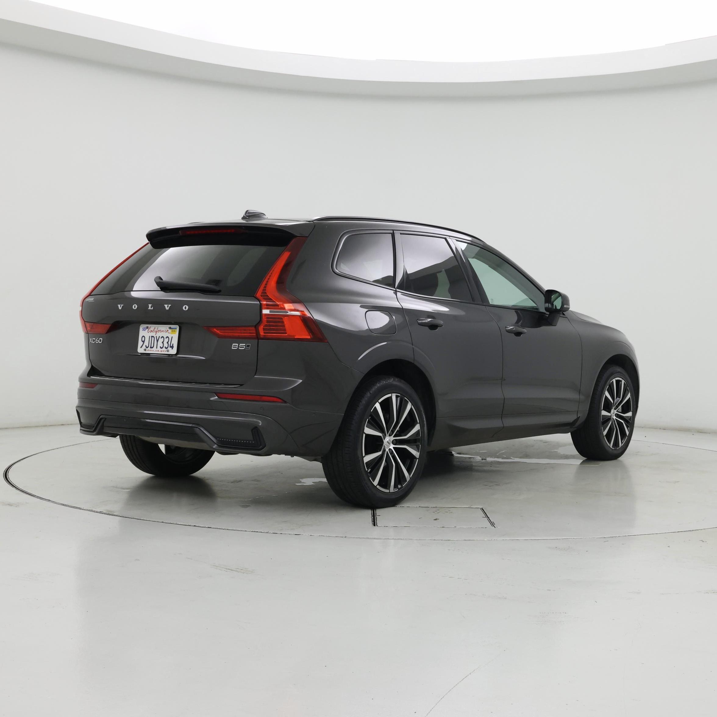 Thumbnail: 2024 Volvo XC60 - 8