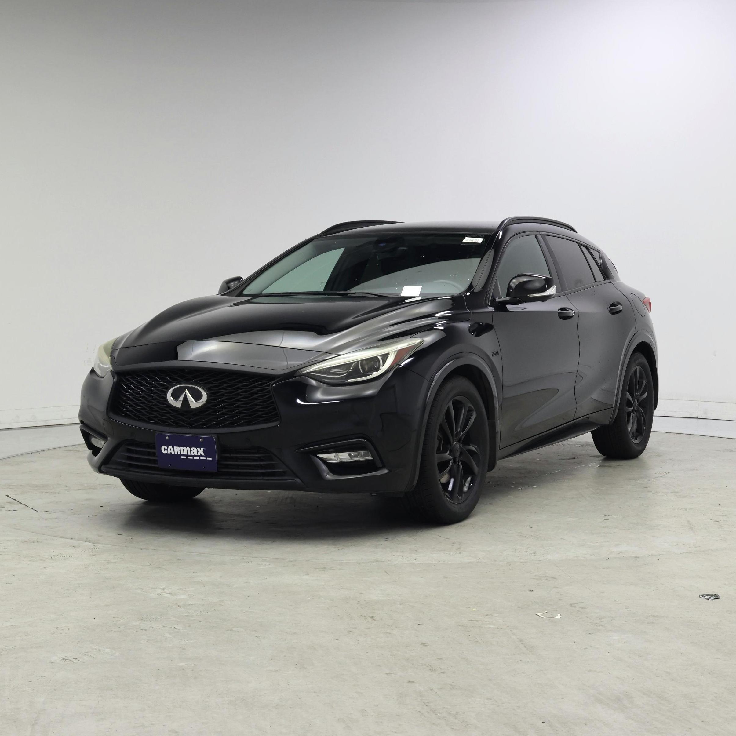 Thumbnail: 2019 INFINITI QX30 - 4