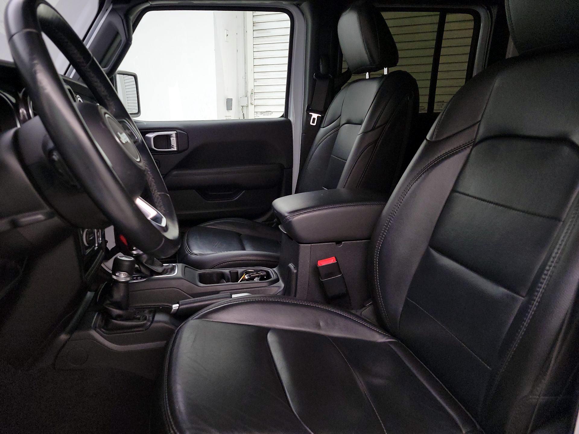 Thumbnail: 2021 Jeep Wrangler - 11