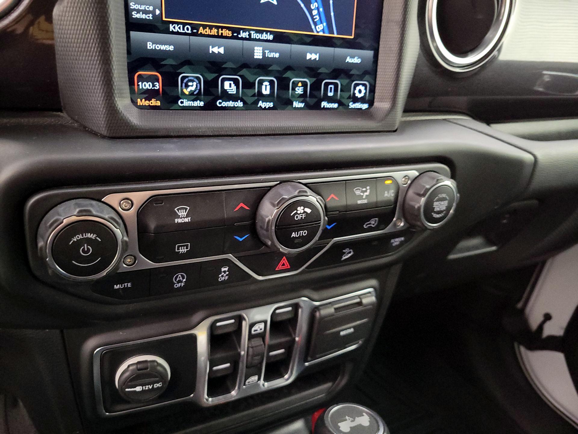 Thumbnail: 2021 Jeep Wrangler - 17