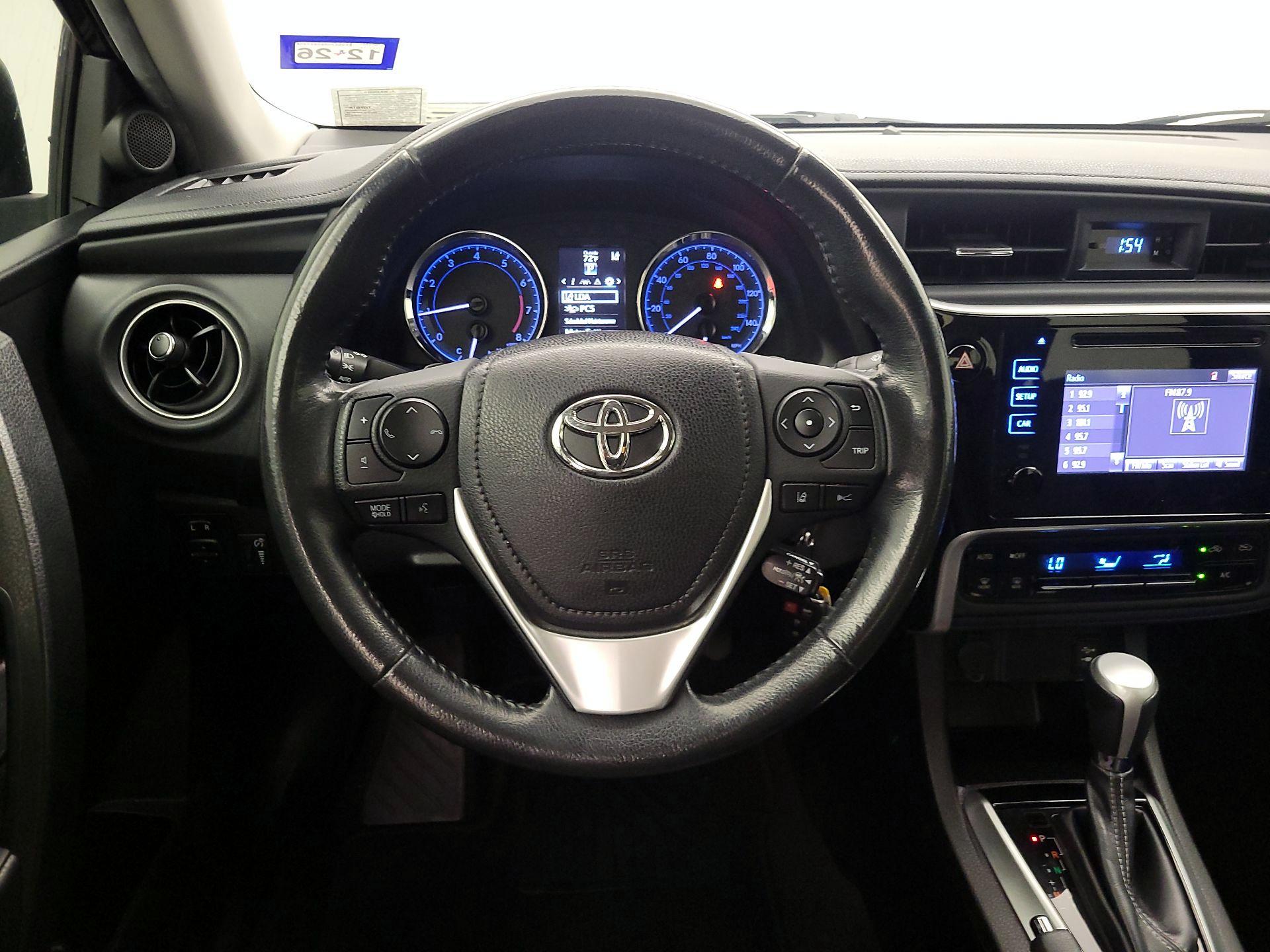 Thumbnail: 2019 Toyota Corolla - 10