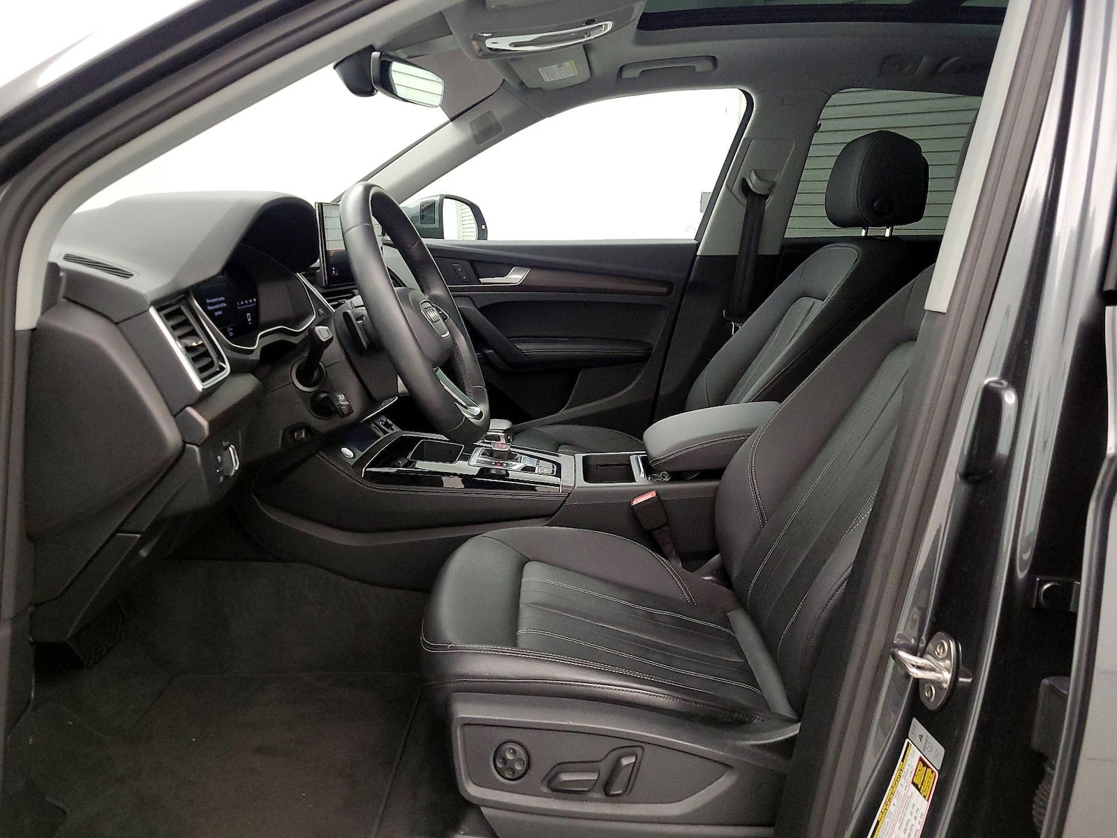 2022 Audi Q5 Premium Plus - Photo 12