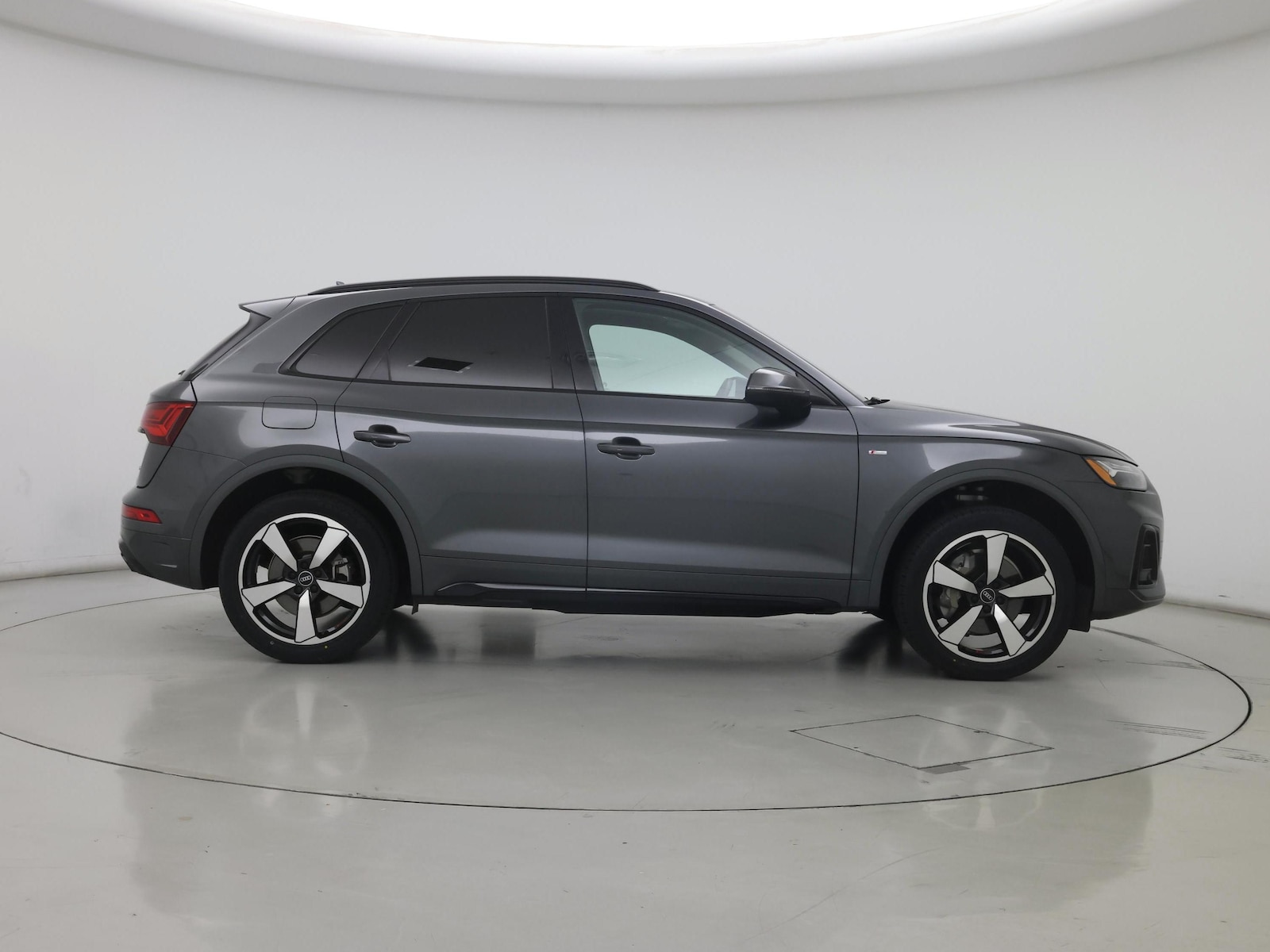 2022 Audi Q5 Premium Plus - Photo 8
