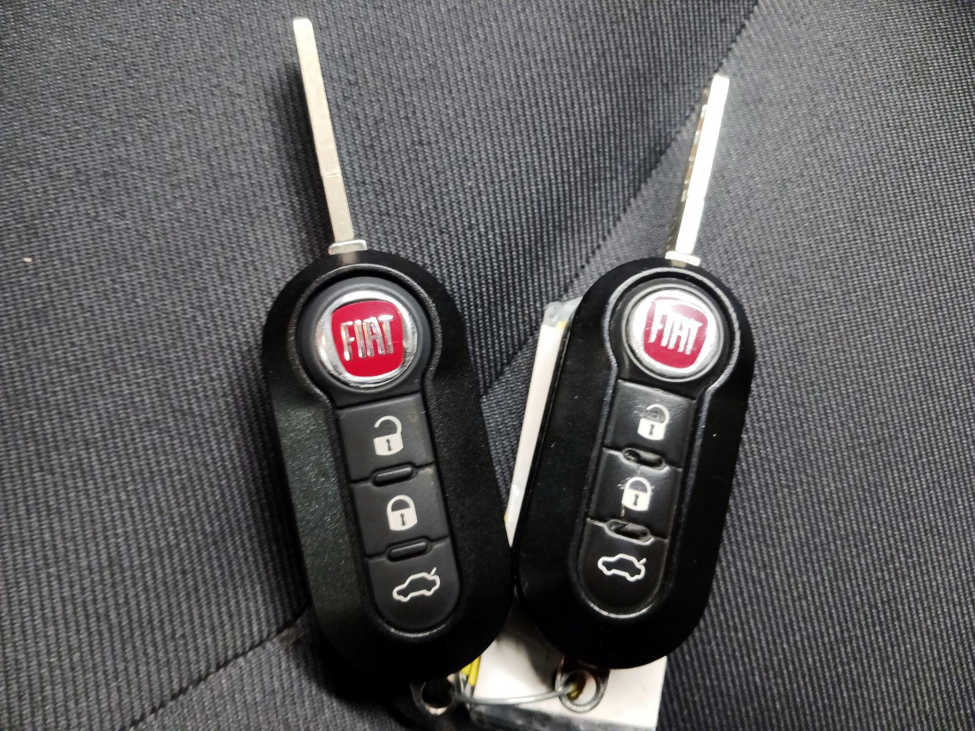Thumbnail: 2015 Fiat 500 - 18