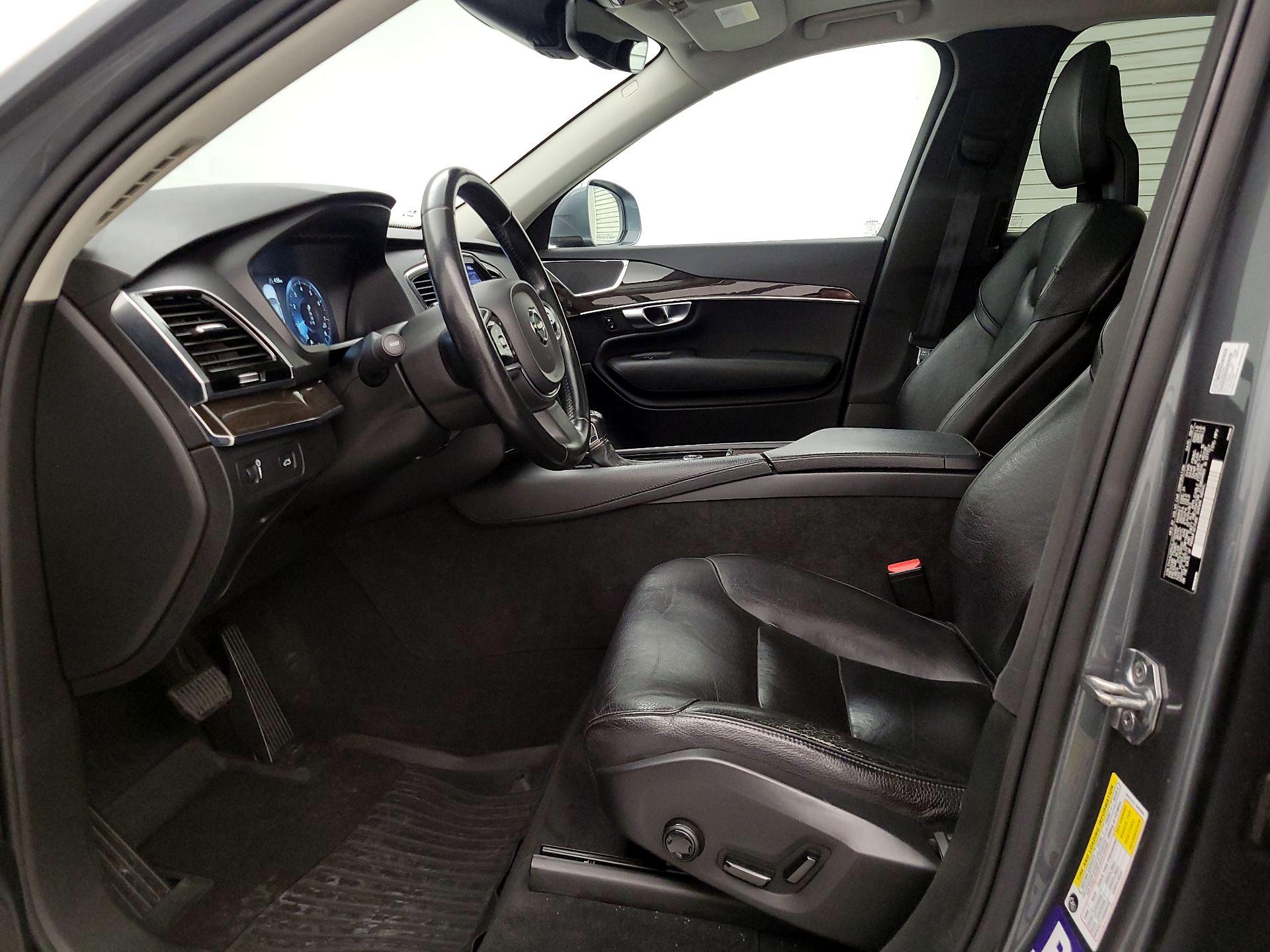 Thumbnail: 2018 Volvo XC90 - 11
