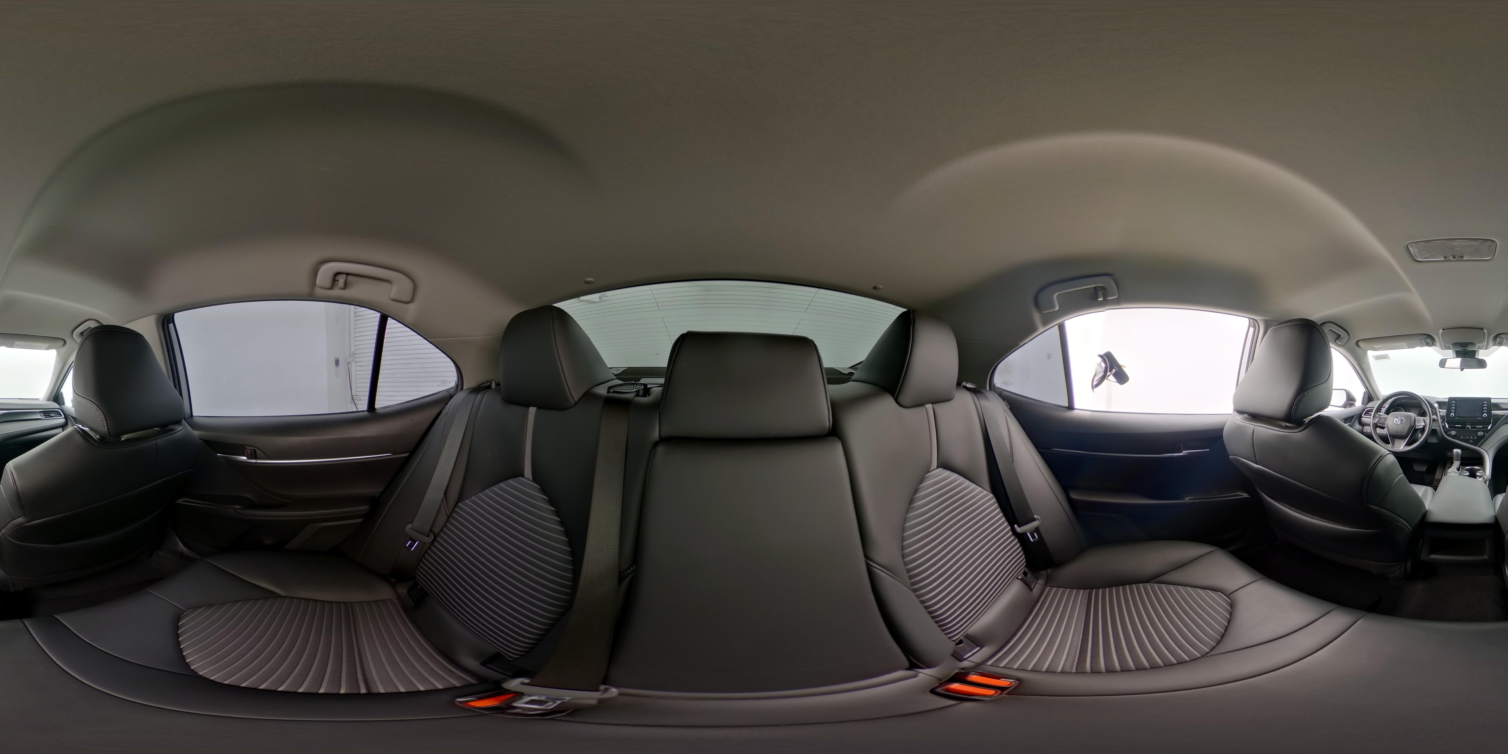 2024 Toyota Camry SE - Photo 25