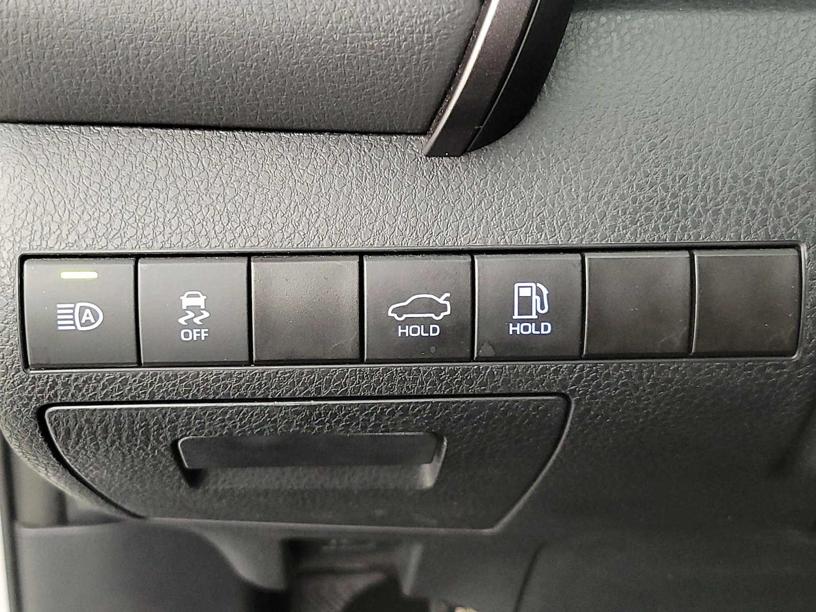 2024 Toyota Camry SE - Photo 14