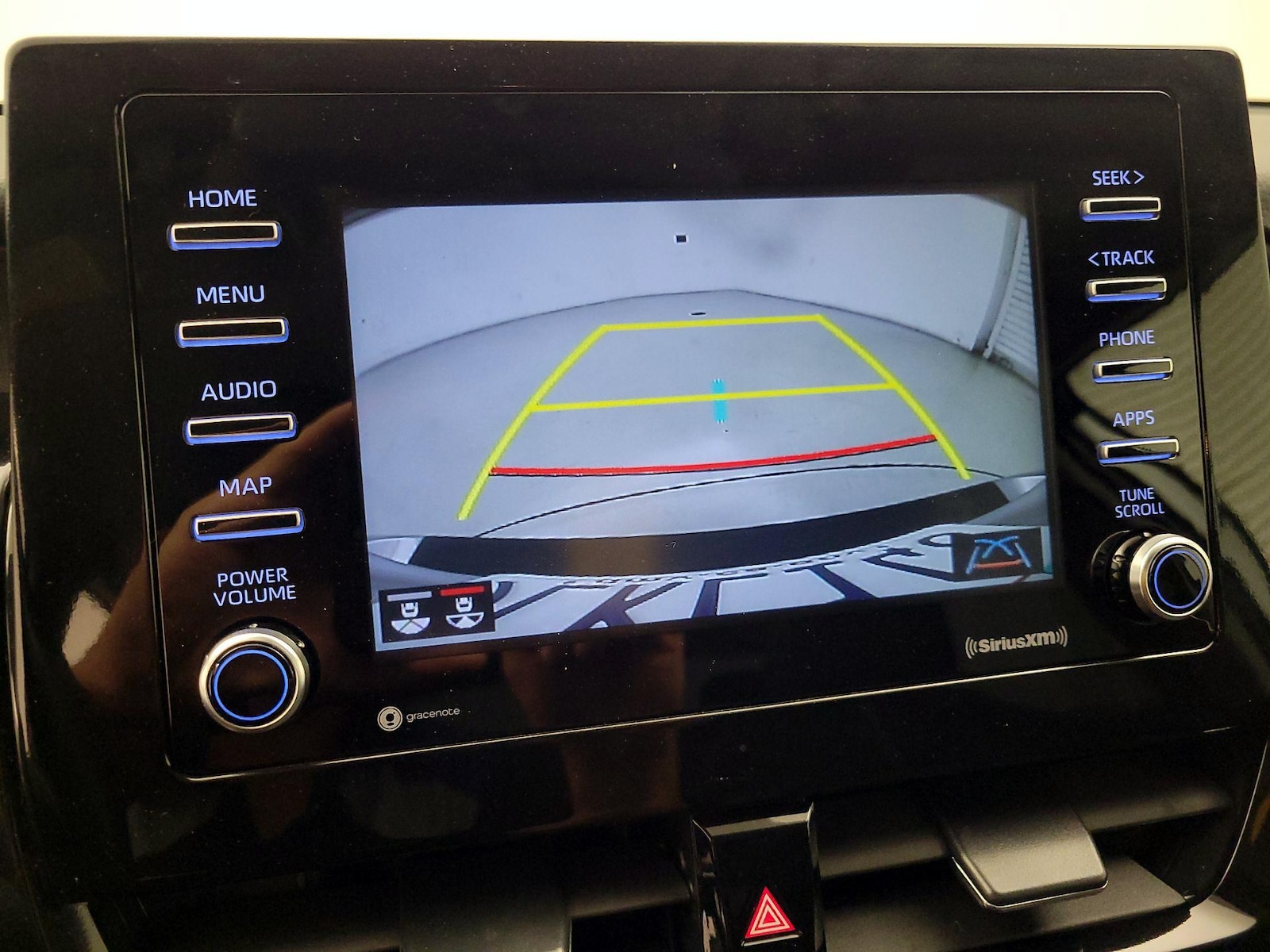 2024 Toyota Camry SE - Photo 15