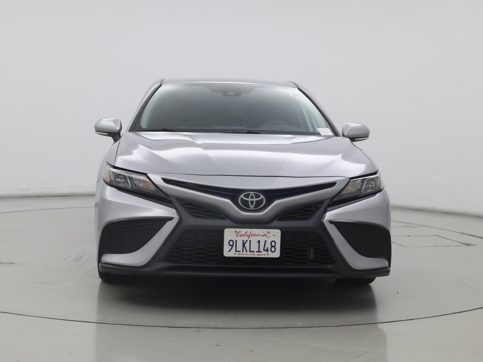 2024 Toyota Camry SE - Photo 6
