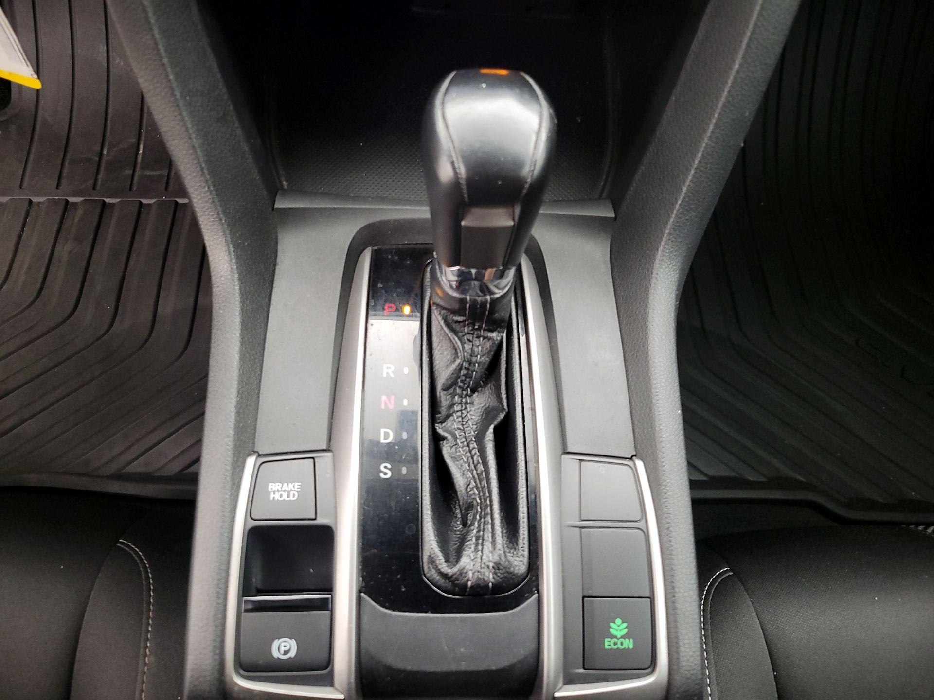 Thumbnail: 2017 Honda Civic - 16