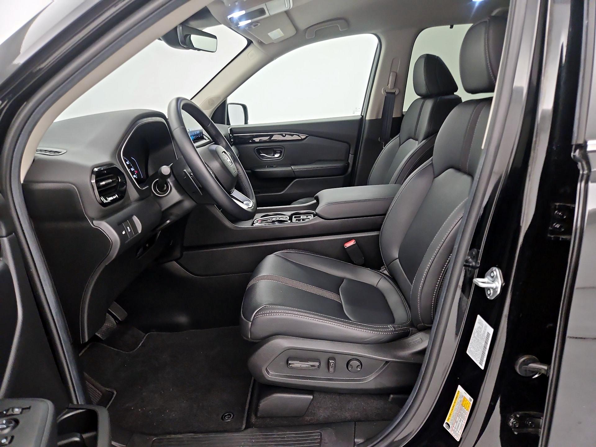 Thumbnail: 2025 Honda Pilot - 11