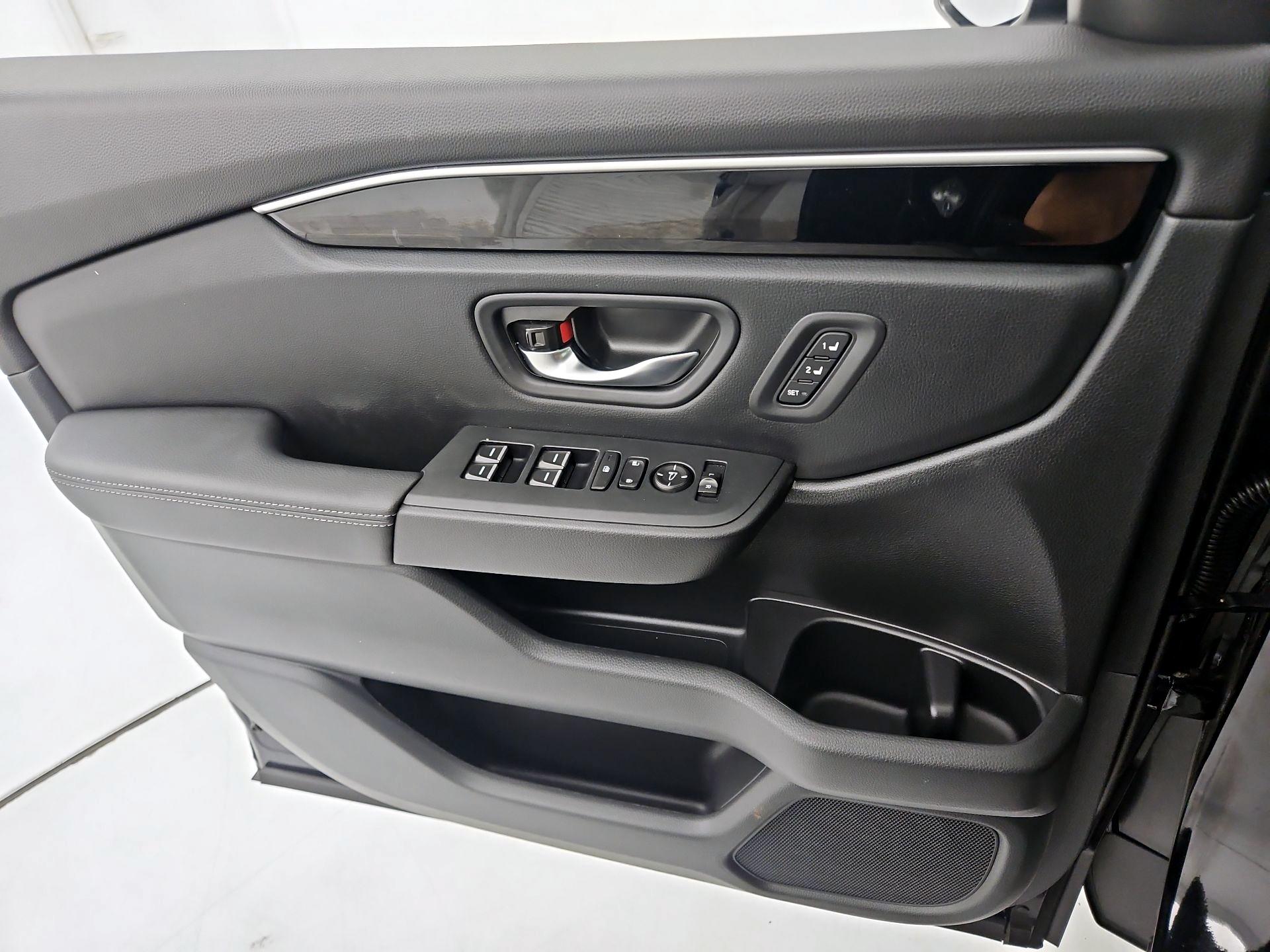 Thumbnail: 2025 Honda Pilot - 12