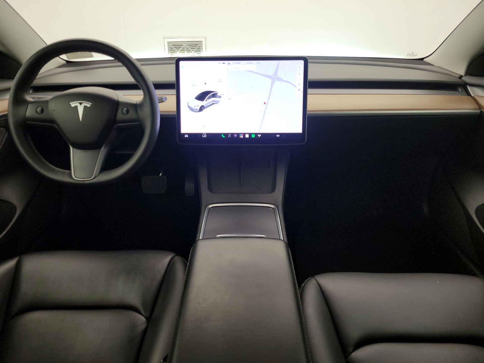 Thumbnail: 2022 Tesla Model 3 - 9