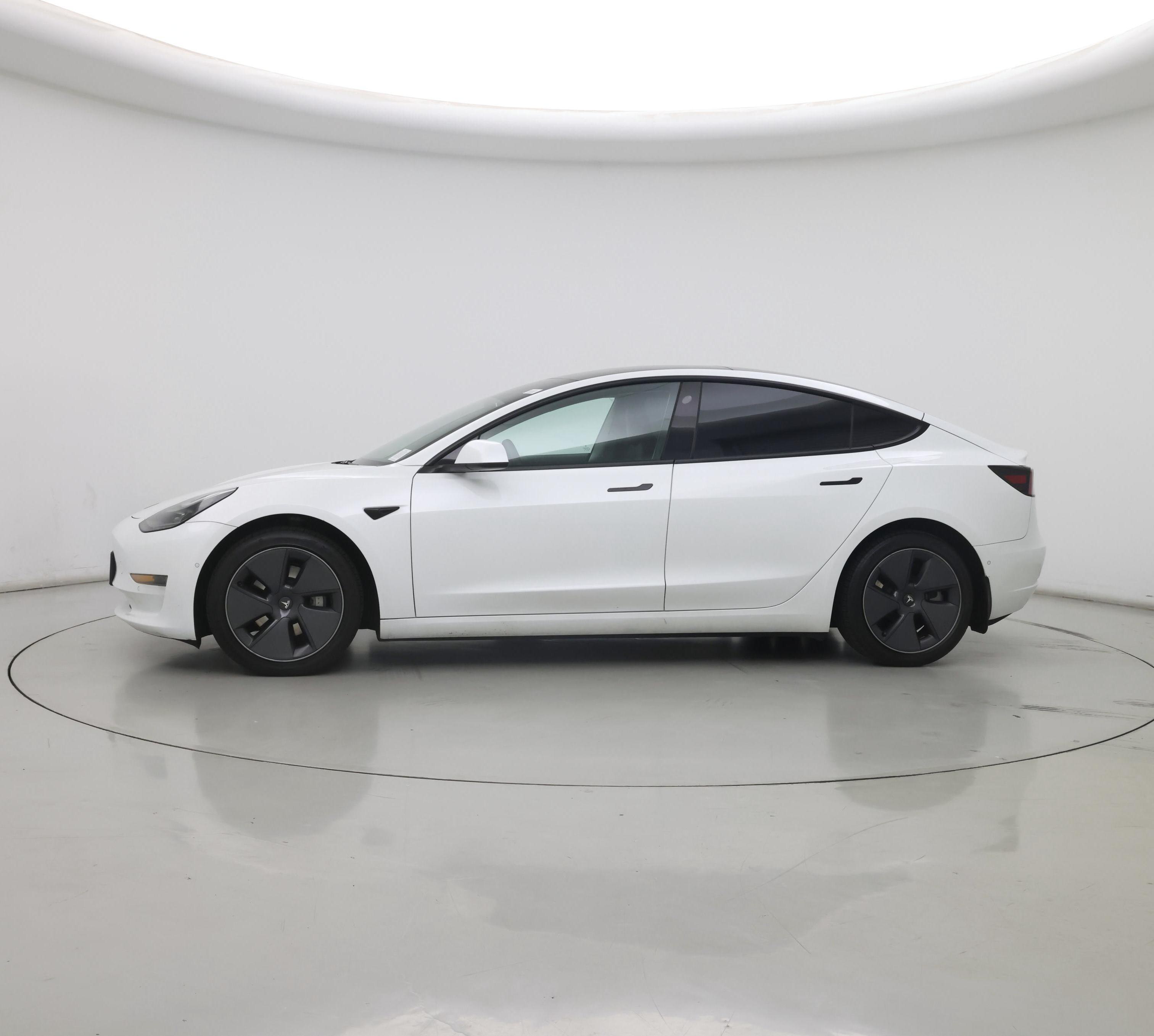 Thumbnail: 2022 Tesla Model 3 - 3