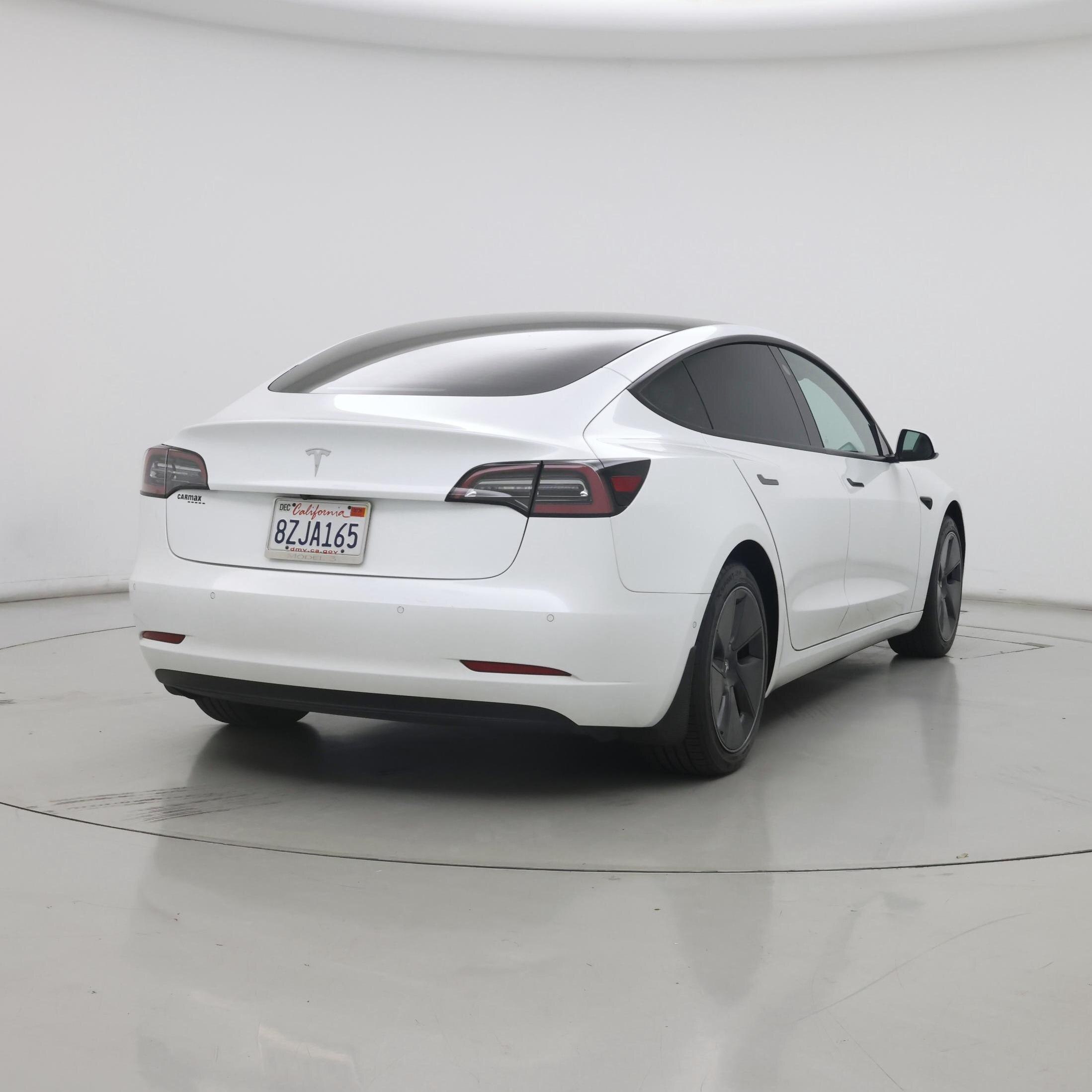 Thumbnail: 2022 Tesla Model 3 - 8