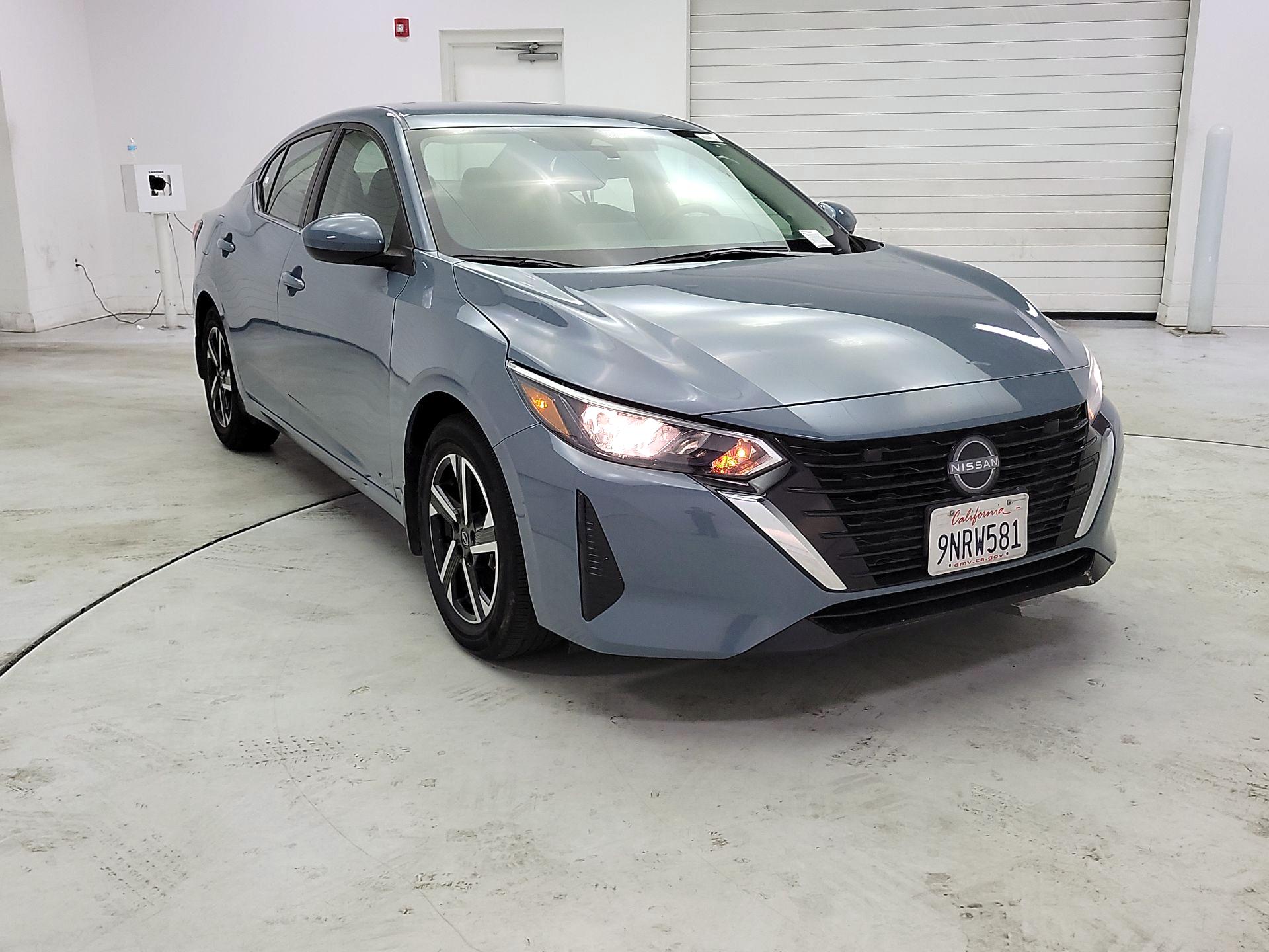 Gray 2024 Nissan Sentra SV FWD Sedan Front-Wheel Drive Automatic
